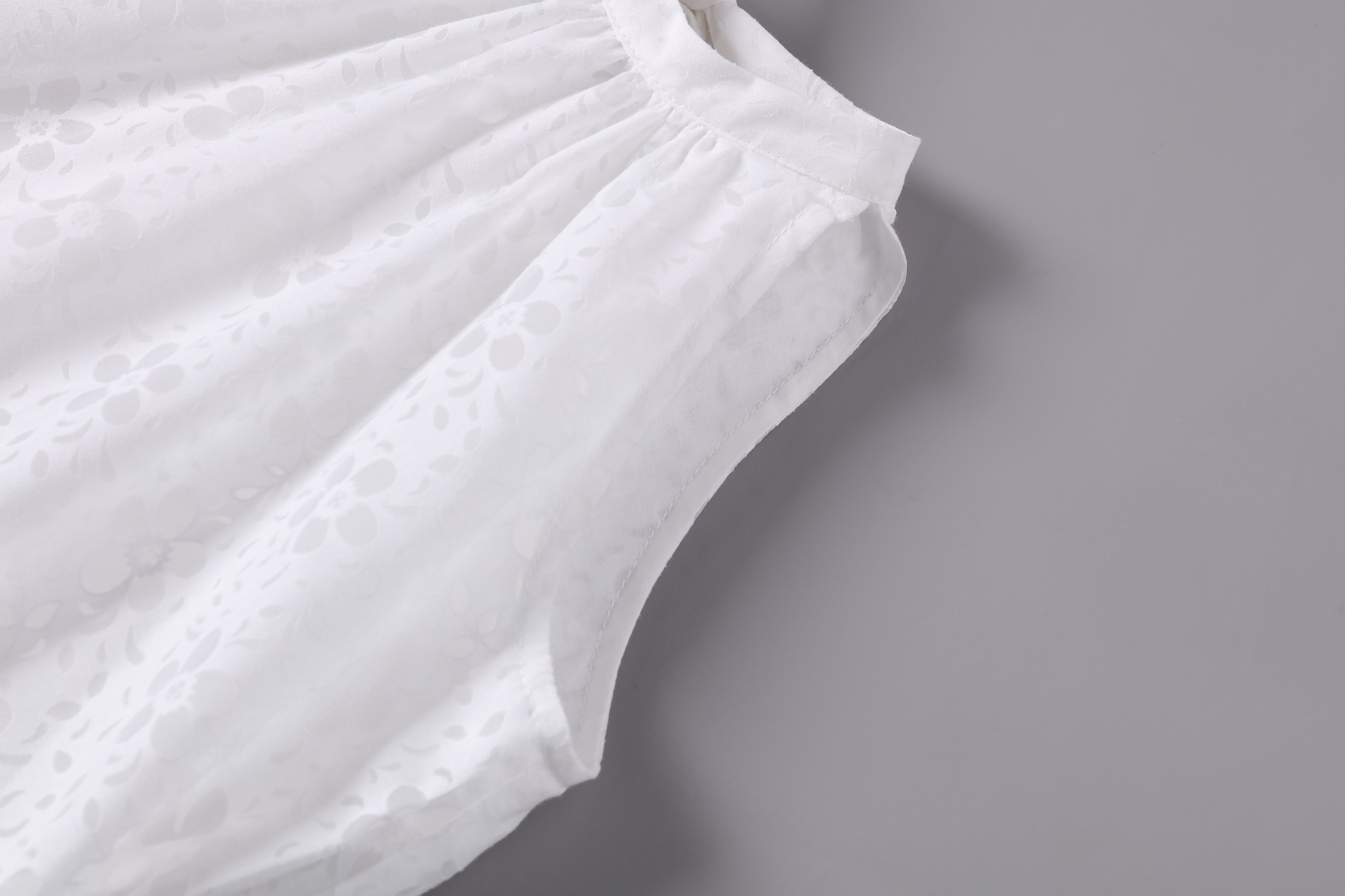 女童白色度假长礼服裙