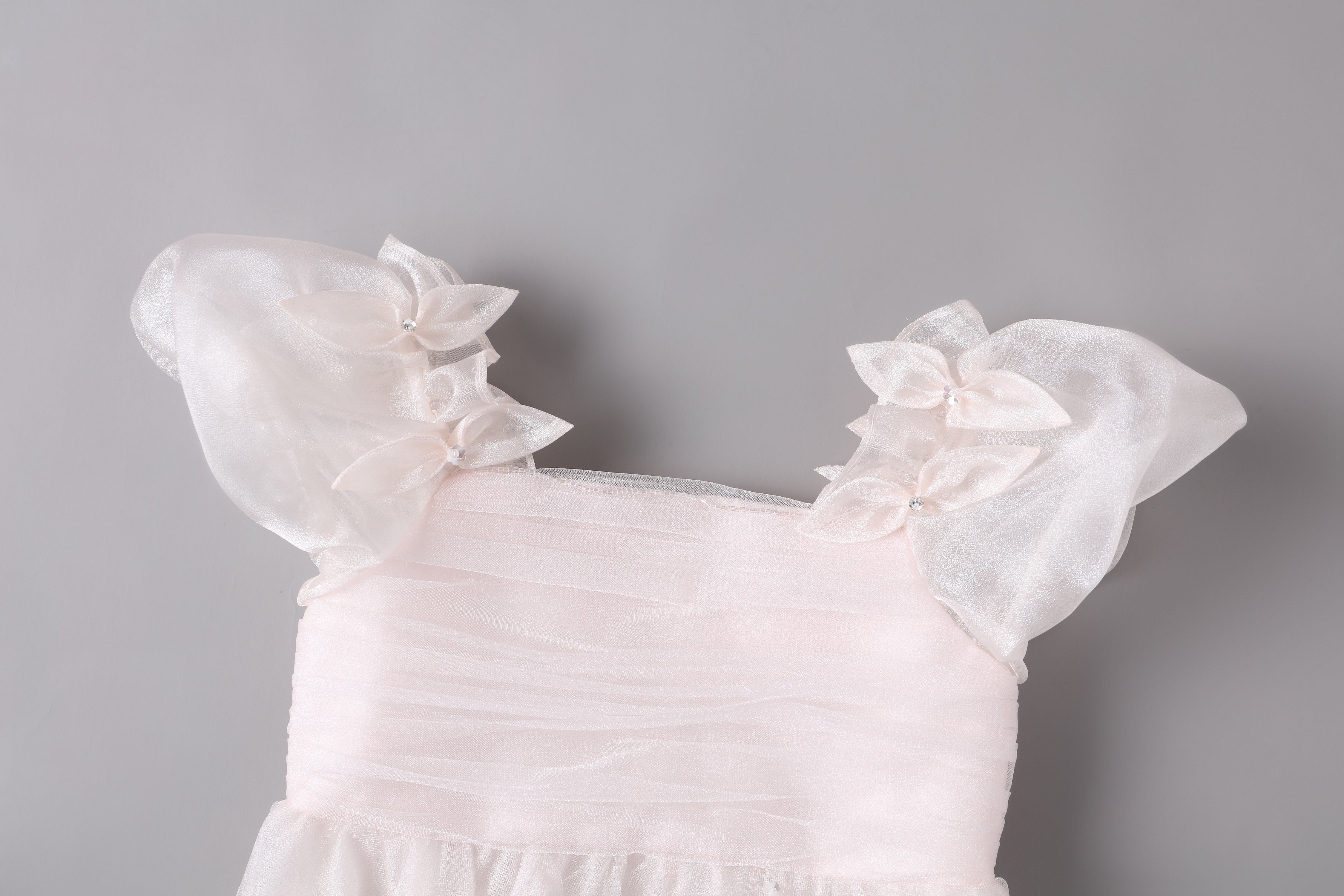 女童粉色蝴蝶结花苞礼服裙