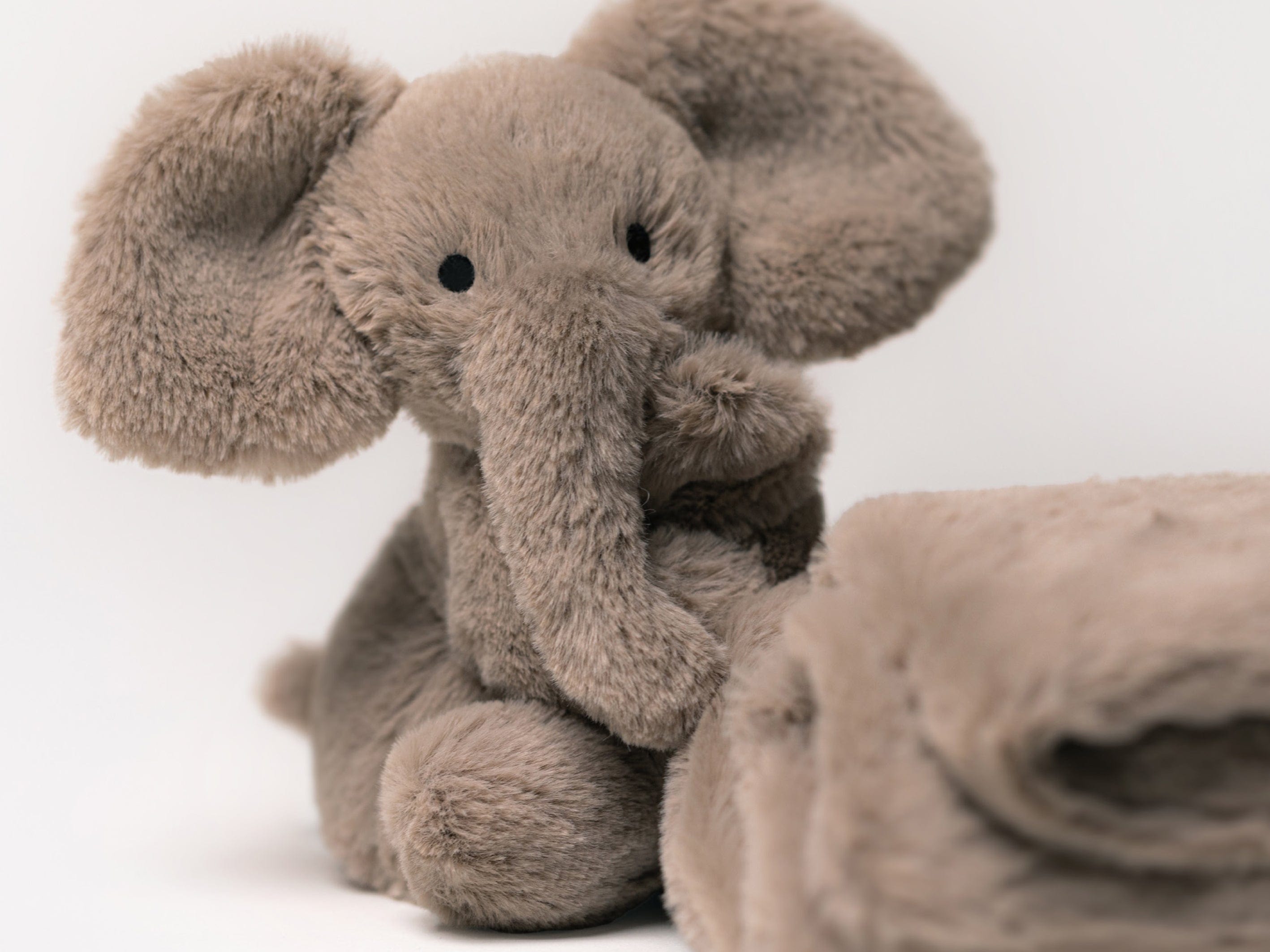 Smudge Elephant Soother in Grey (29 CM)