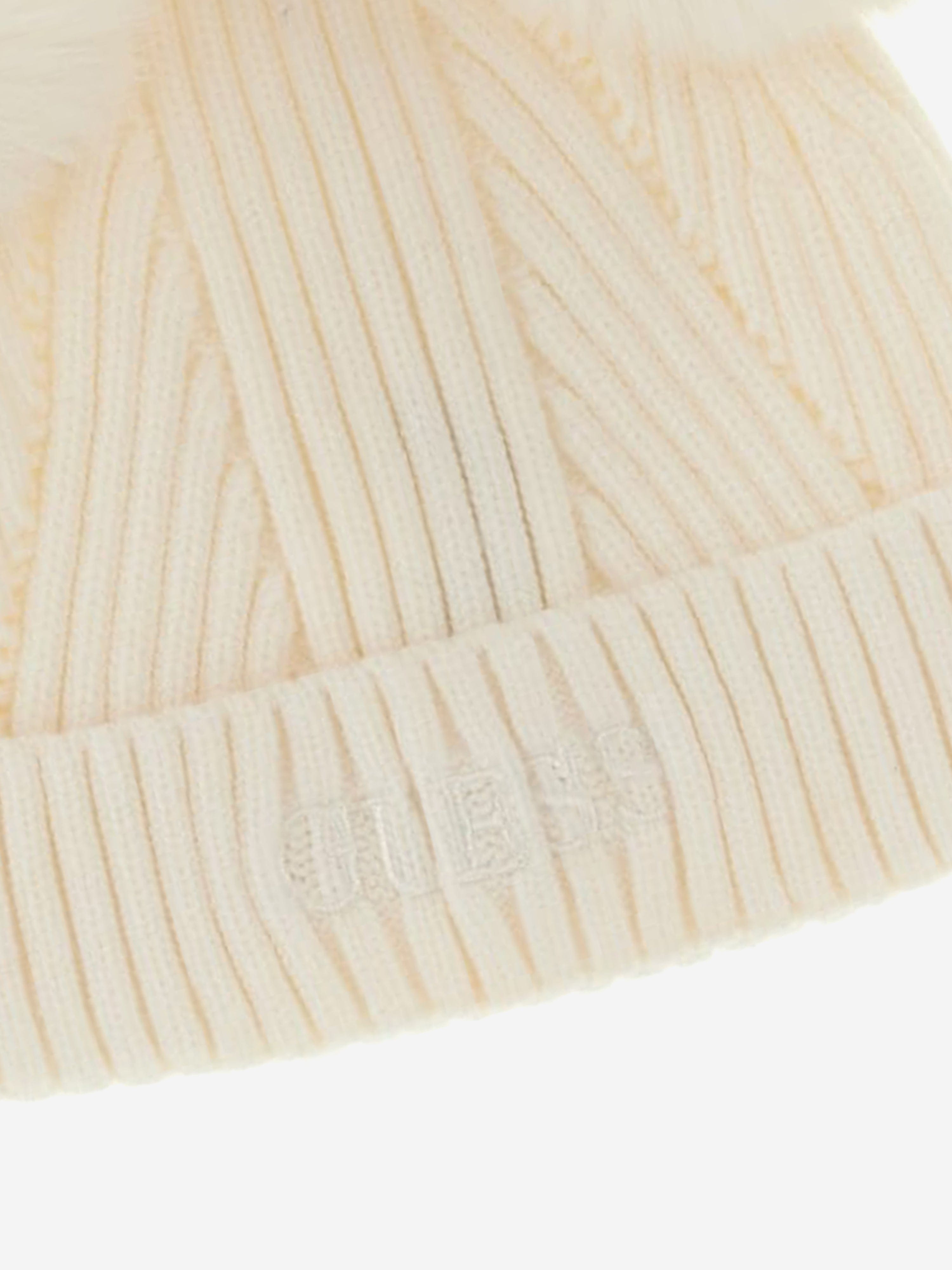 Bonnets tricotés pompon ivoire pour filles