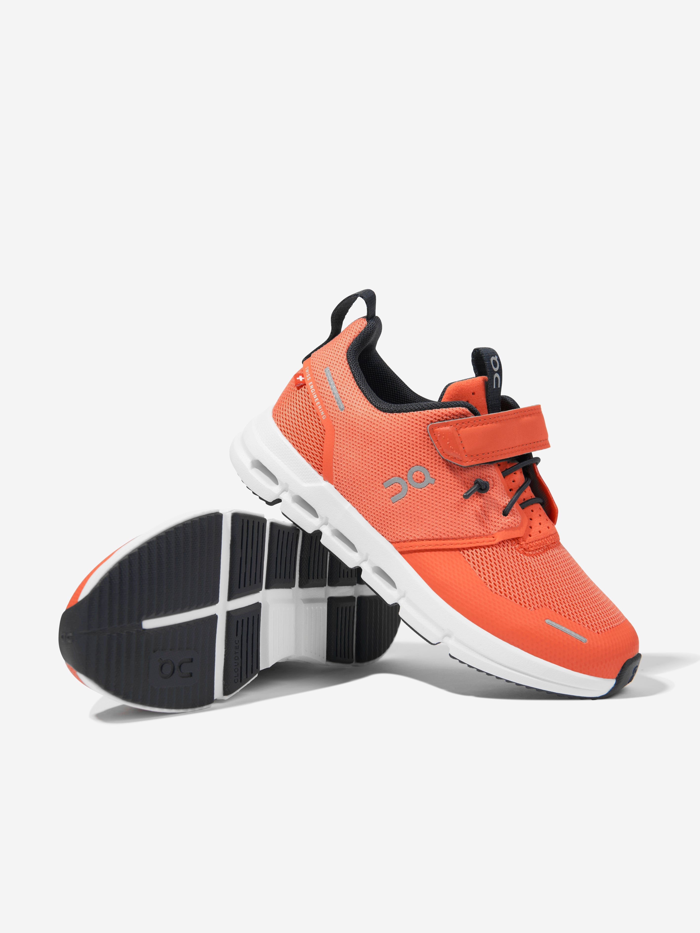 Kids Cloud Play Trainers in Orange