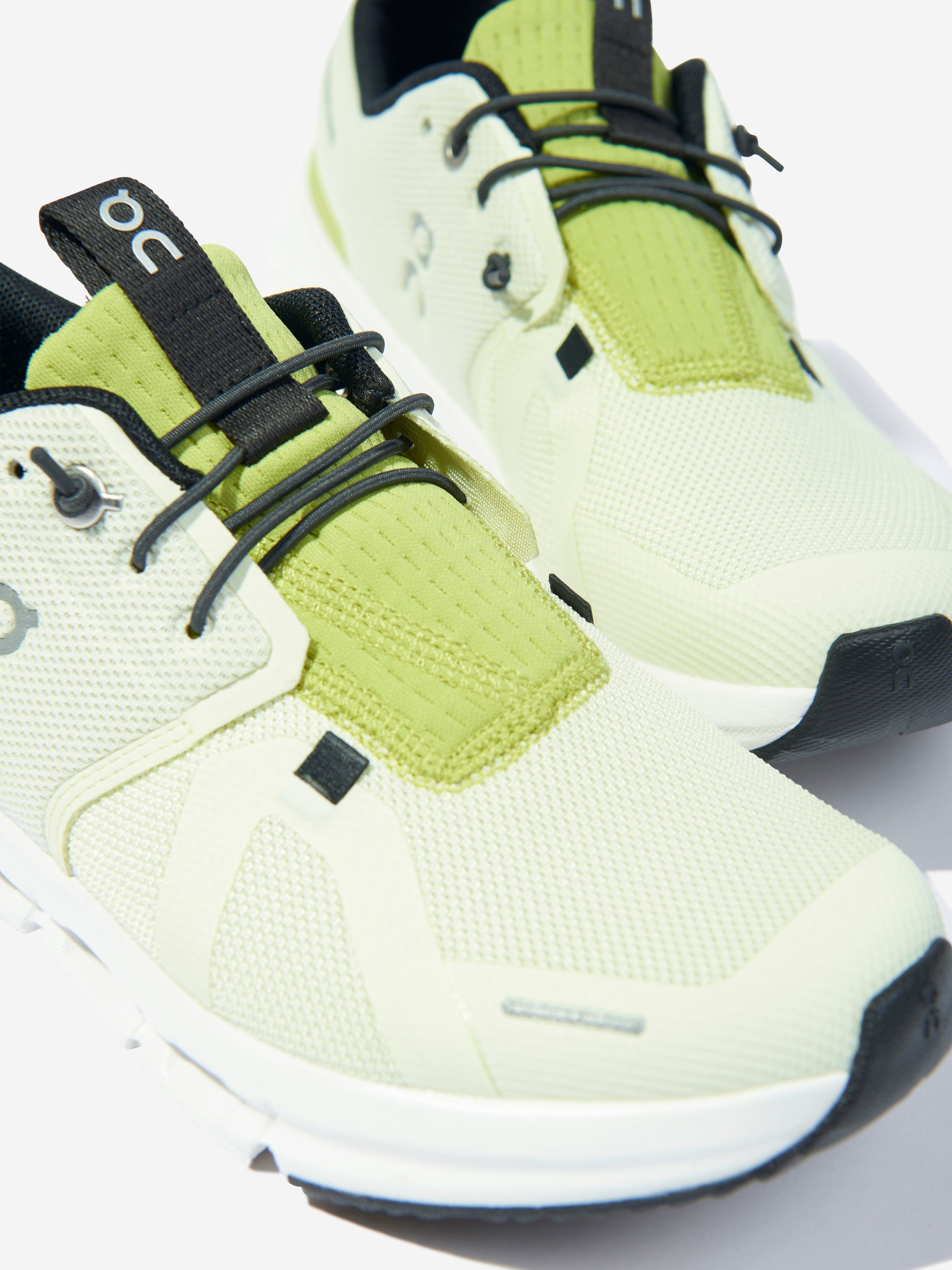 Kids Cloud Sky Trainers in Green