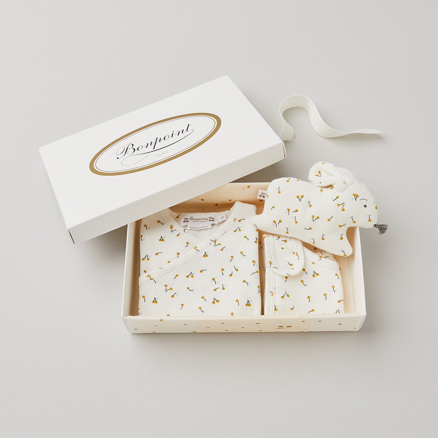 Baby Boys &Girls White Babysuit Gift Set