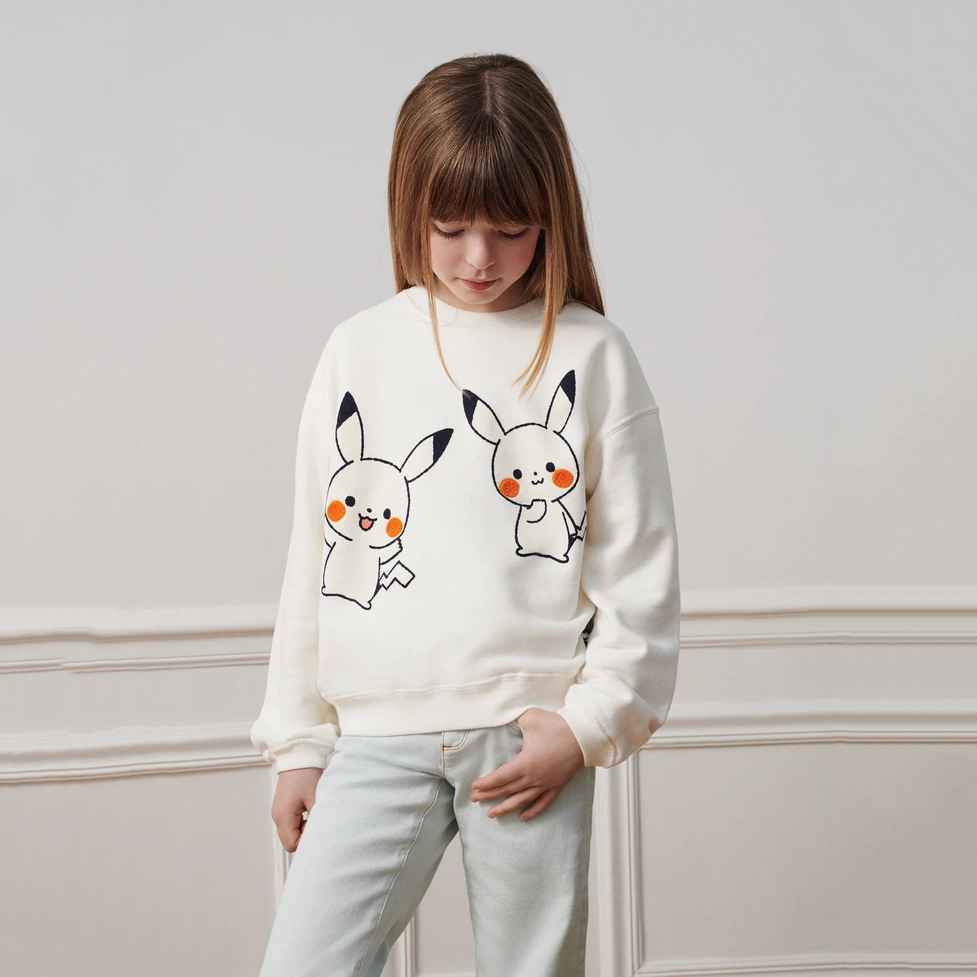 Boys & Girls White Cotton Sweatshirt