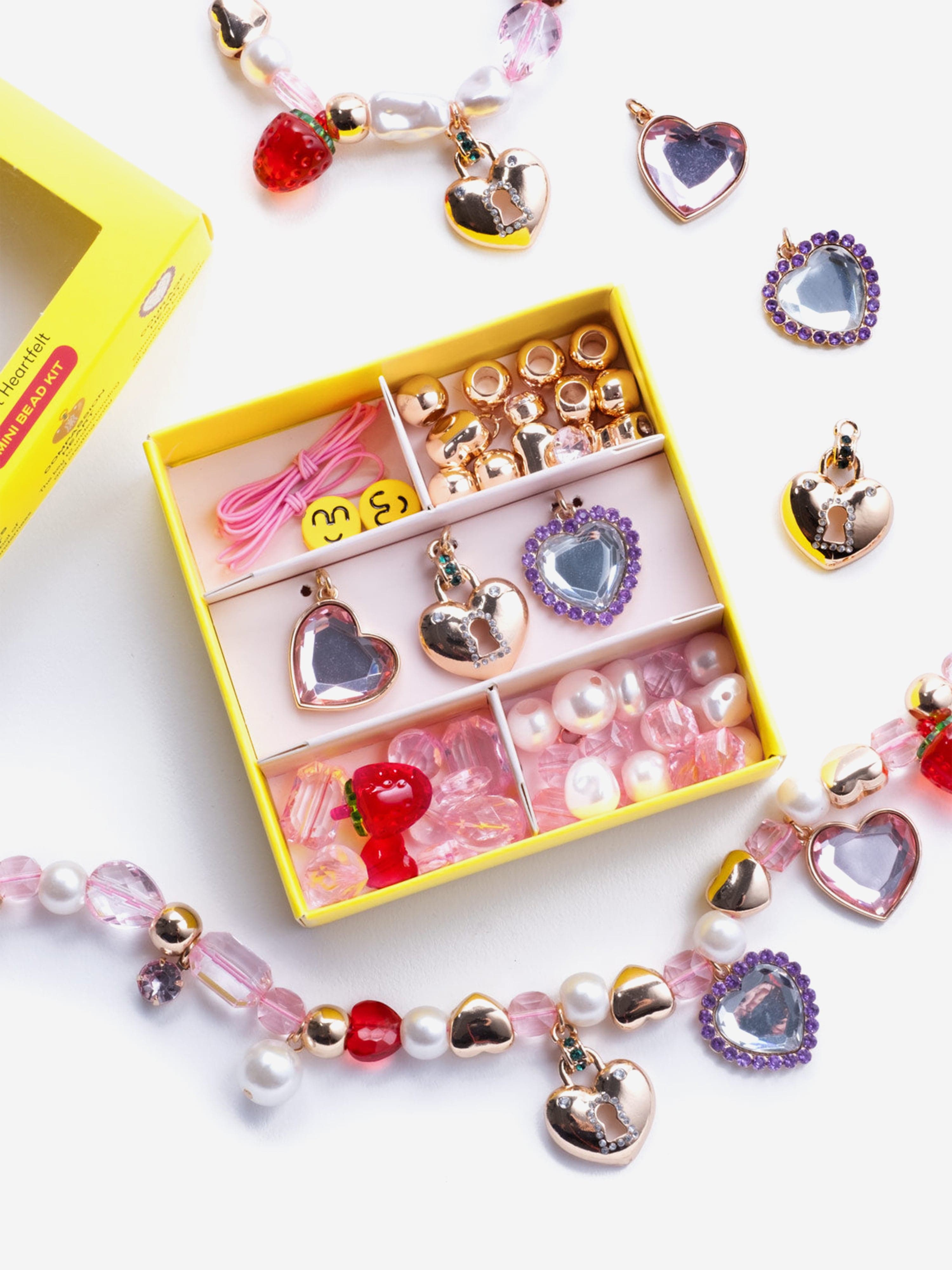 Super Smalls Girls Make it Heartfelt Mini Bead Kit in Multicolour