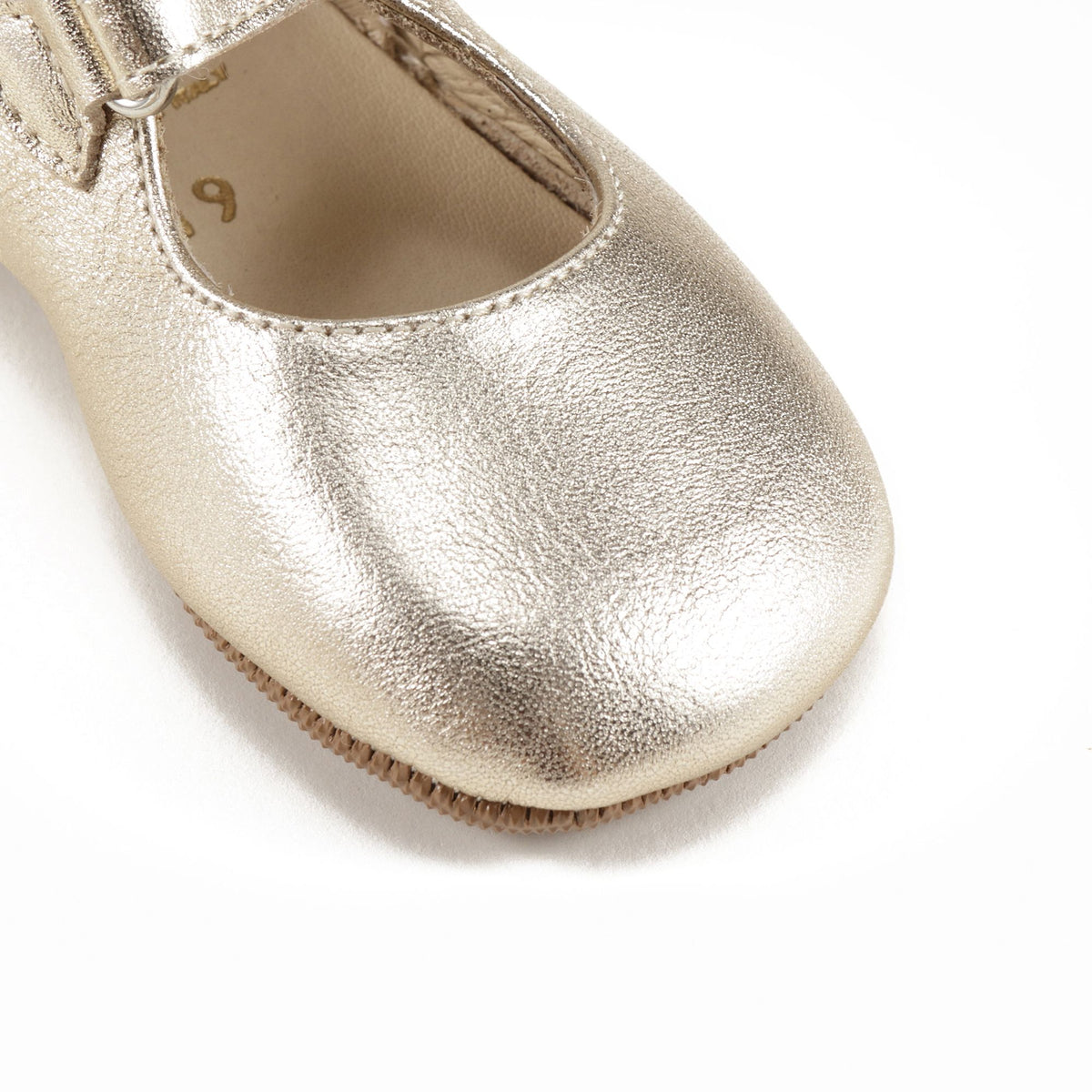 Chaussures en cuir doré pour filles
