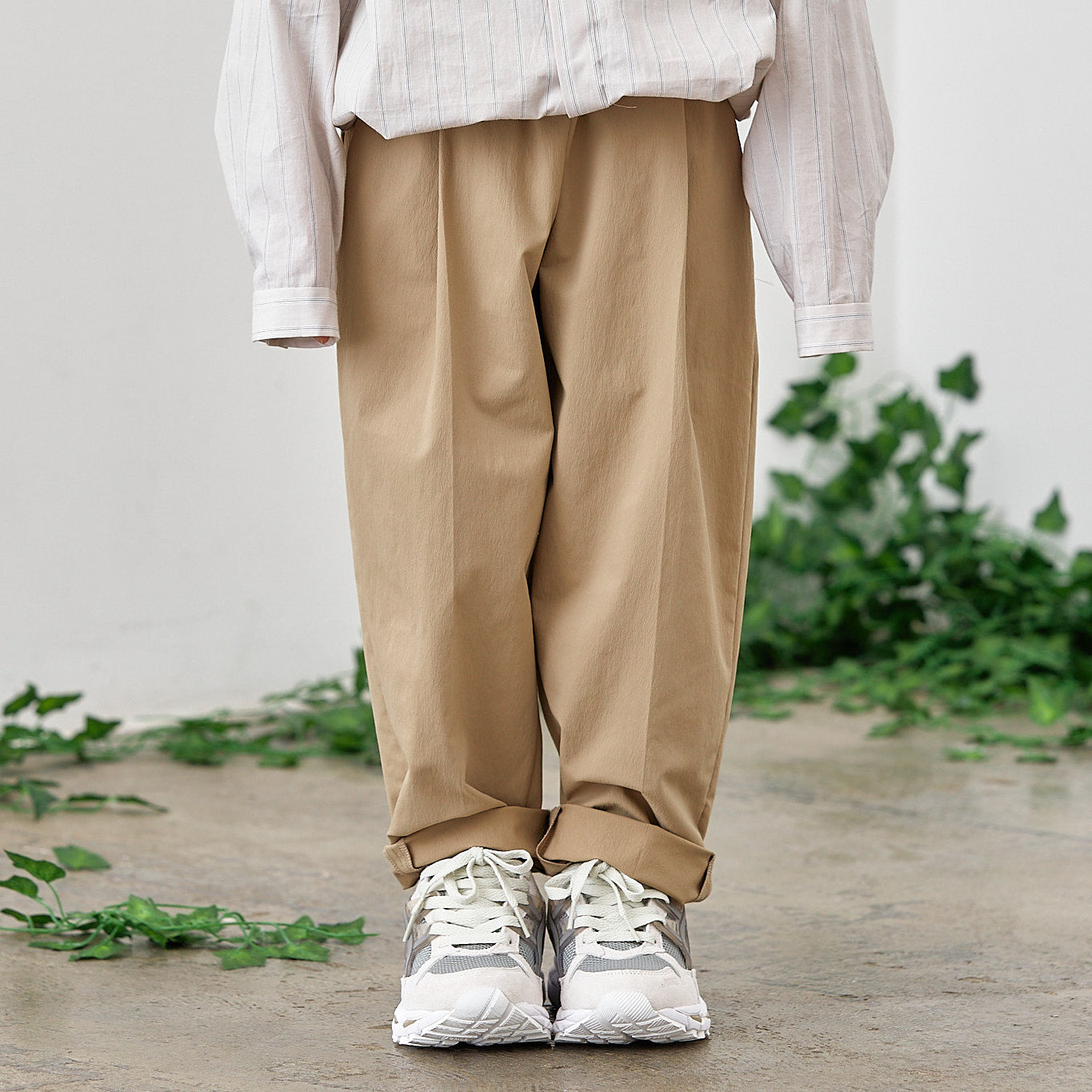 Boys & Girls Beige Trousers