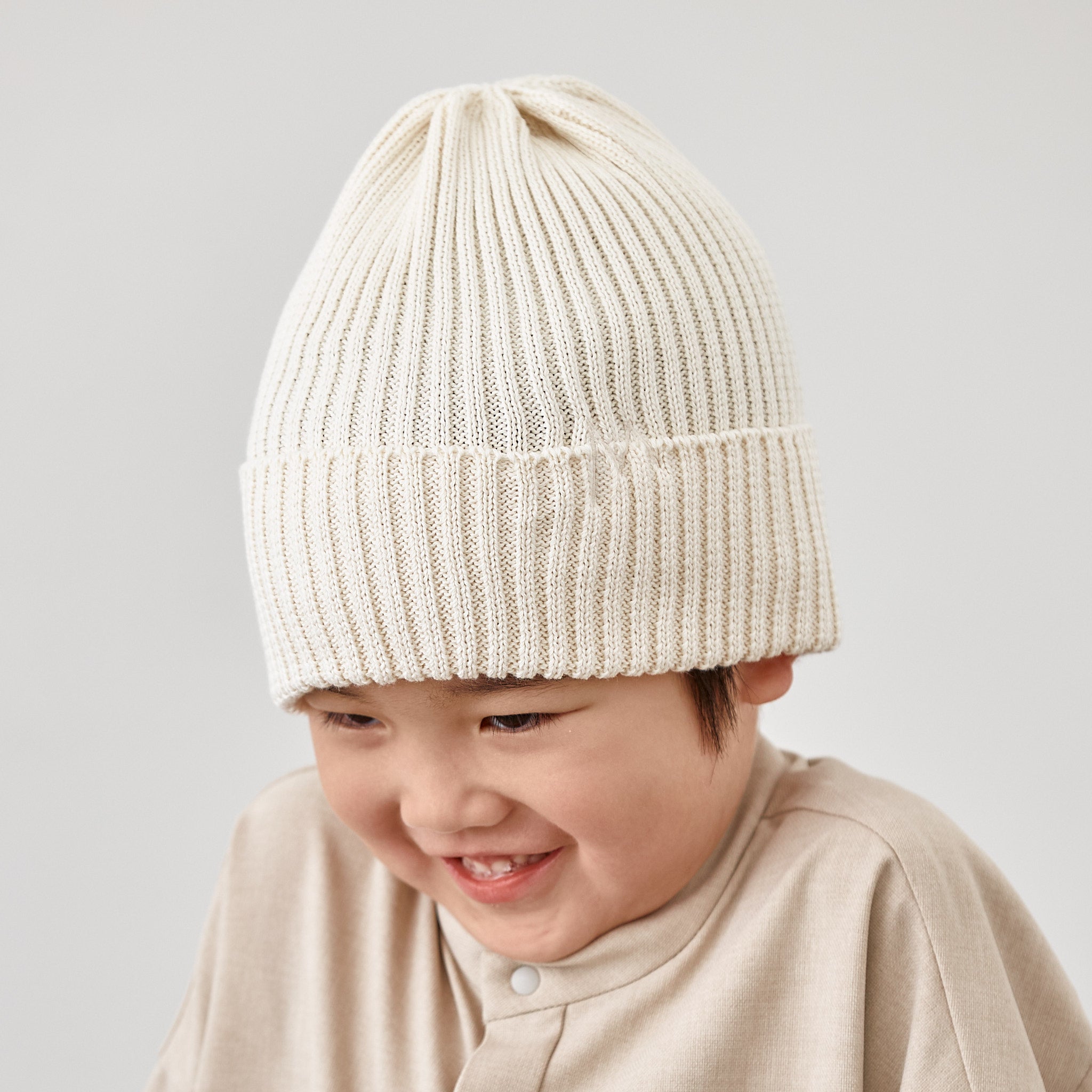 Boys & Girls White Knit Hat