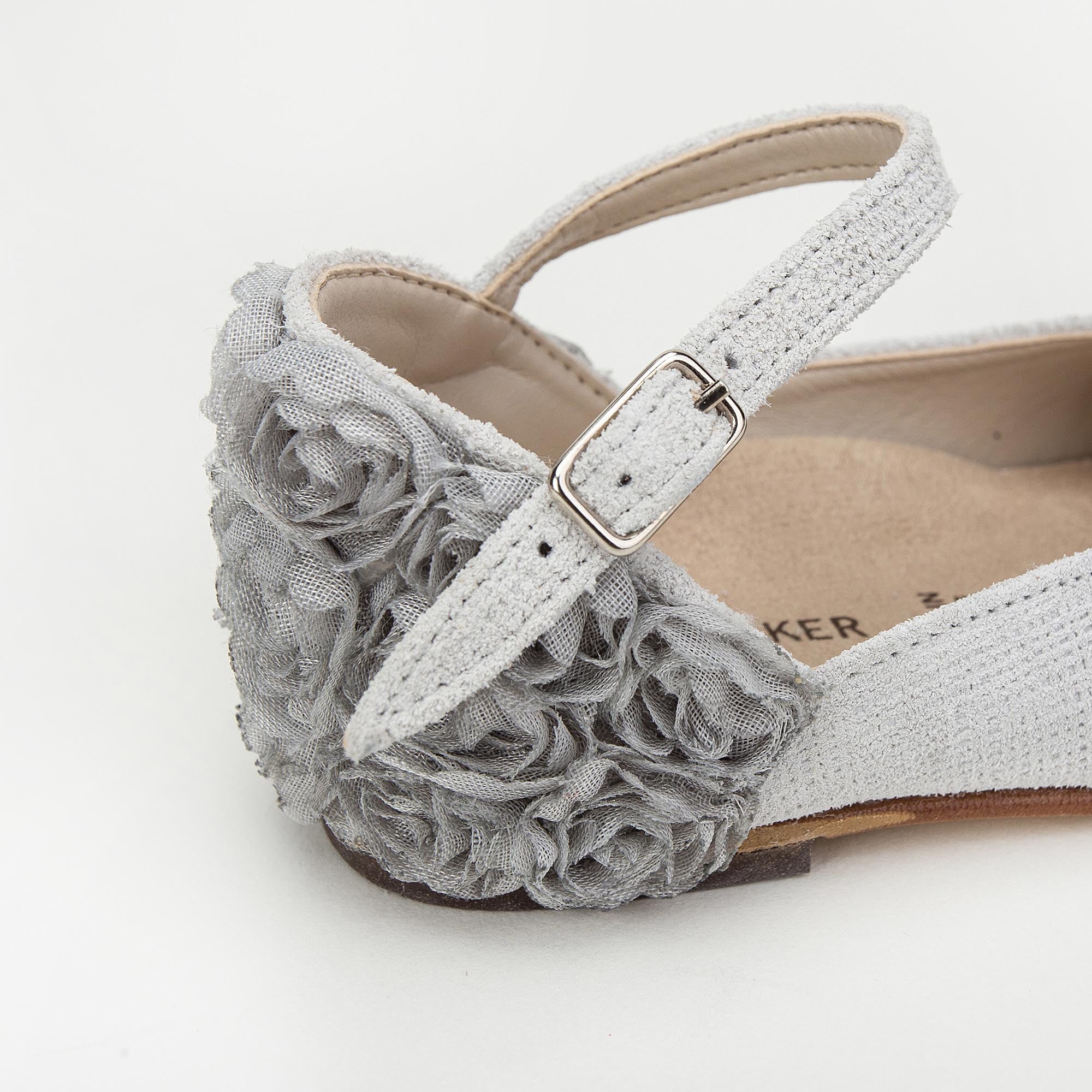 Ballerines grises en cuir à talons avec fleurs en mousseline pour fille