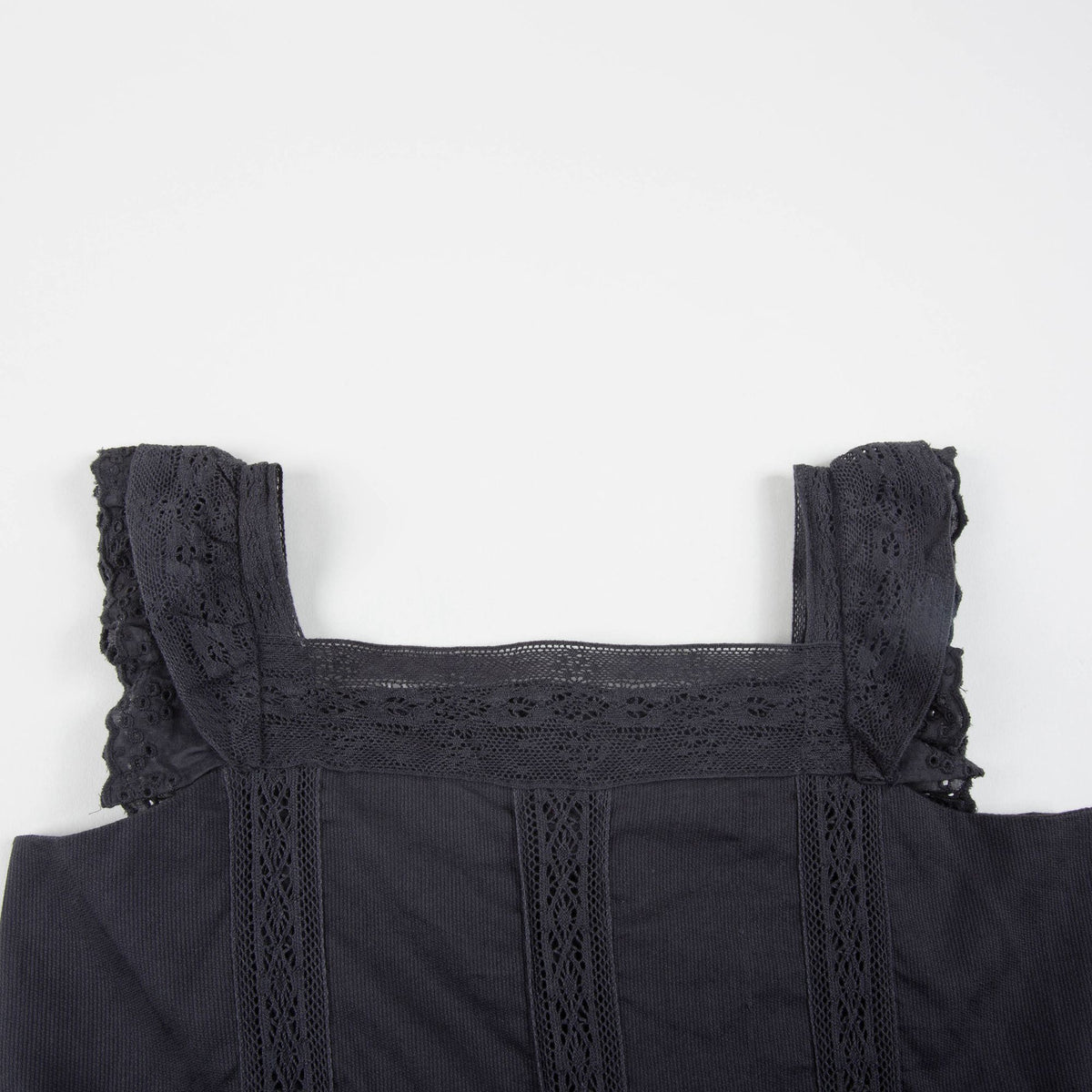 Robe à bretelles noire pour fille