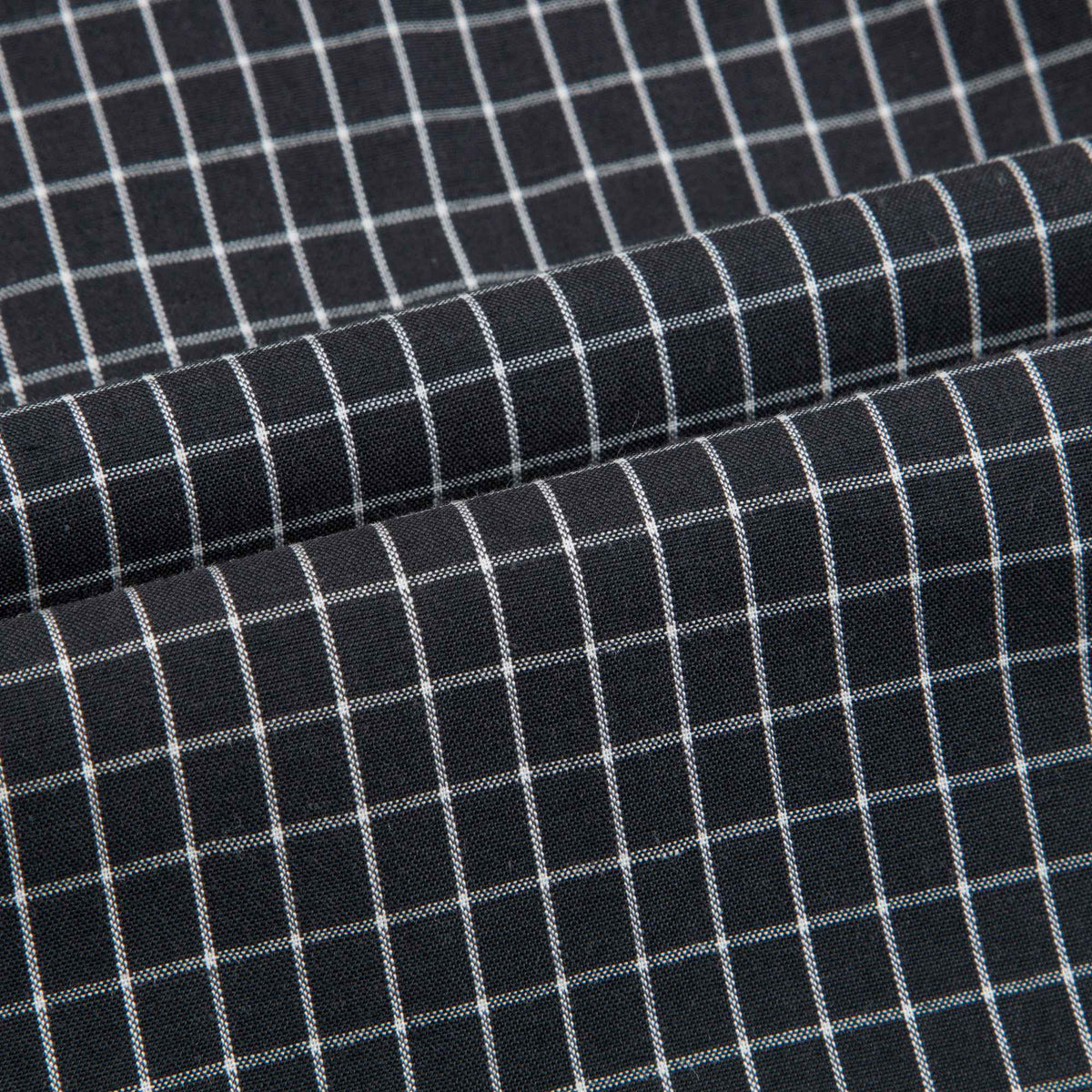 Robe à carreaux noire pour fille