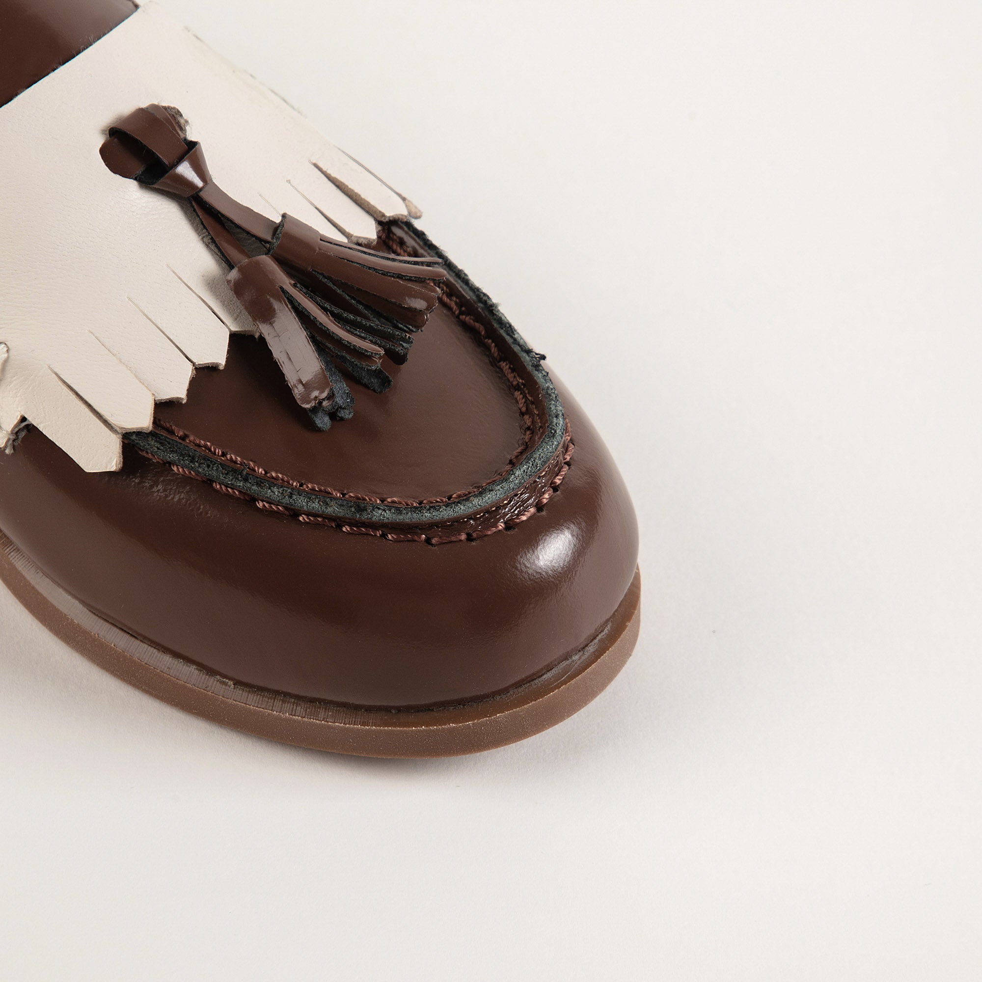 Girls Brown Tassel Loafer Shoes