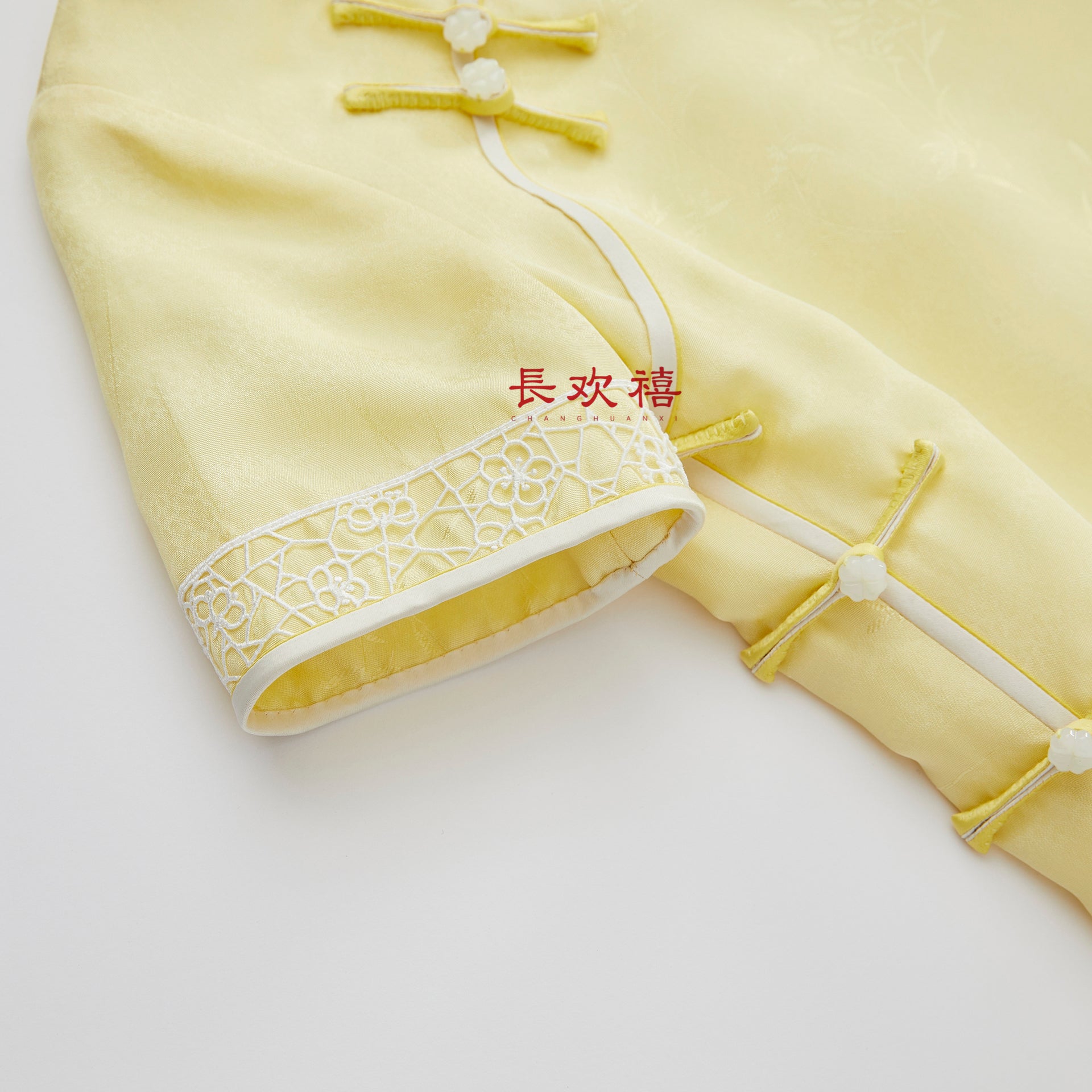 女童黄色"谷雨"中式旗袍