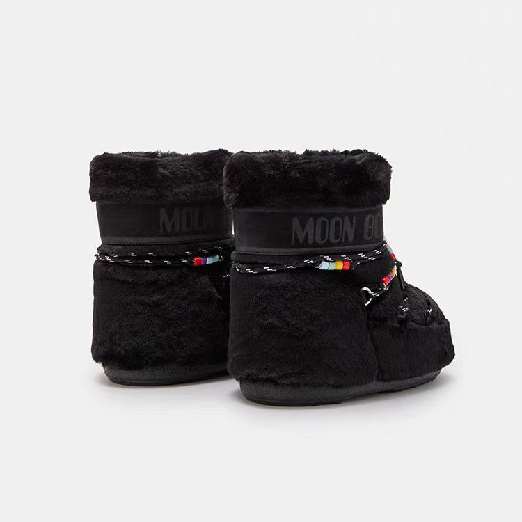 Women Black "ICON LOW" Boots