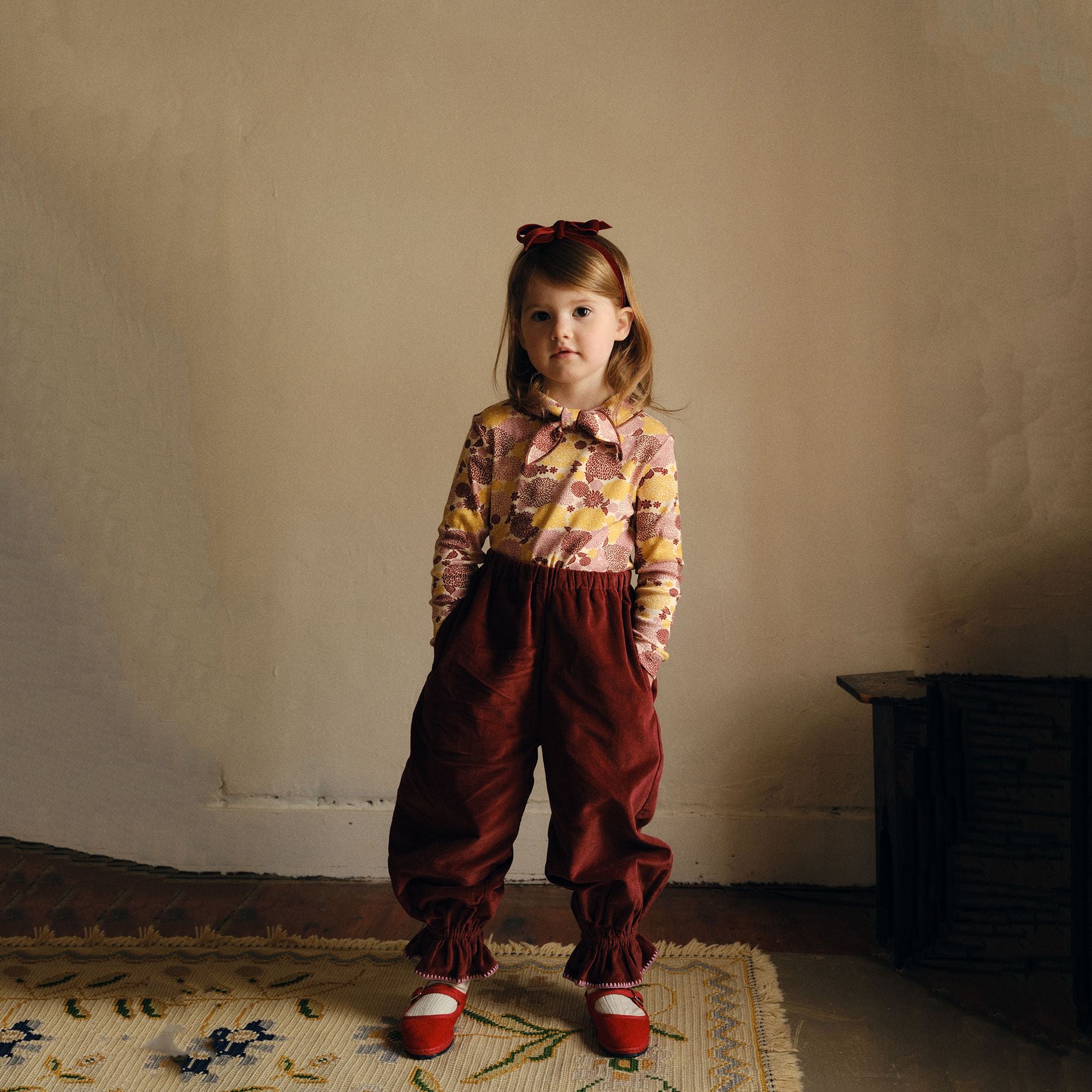 Boys & Girls Multicolor Bow Cotton T-Shirt