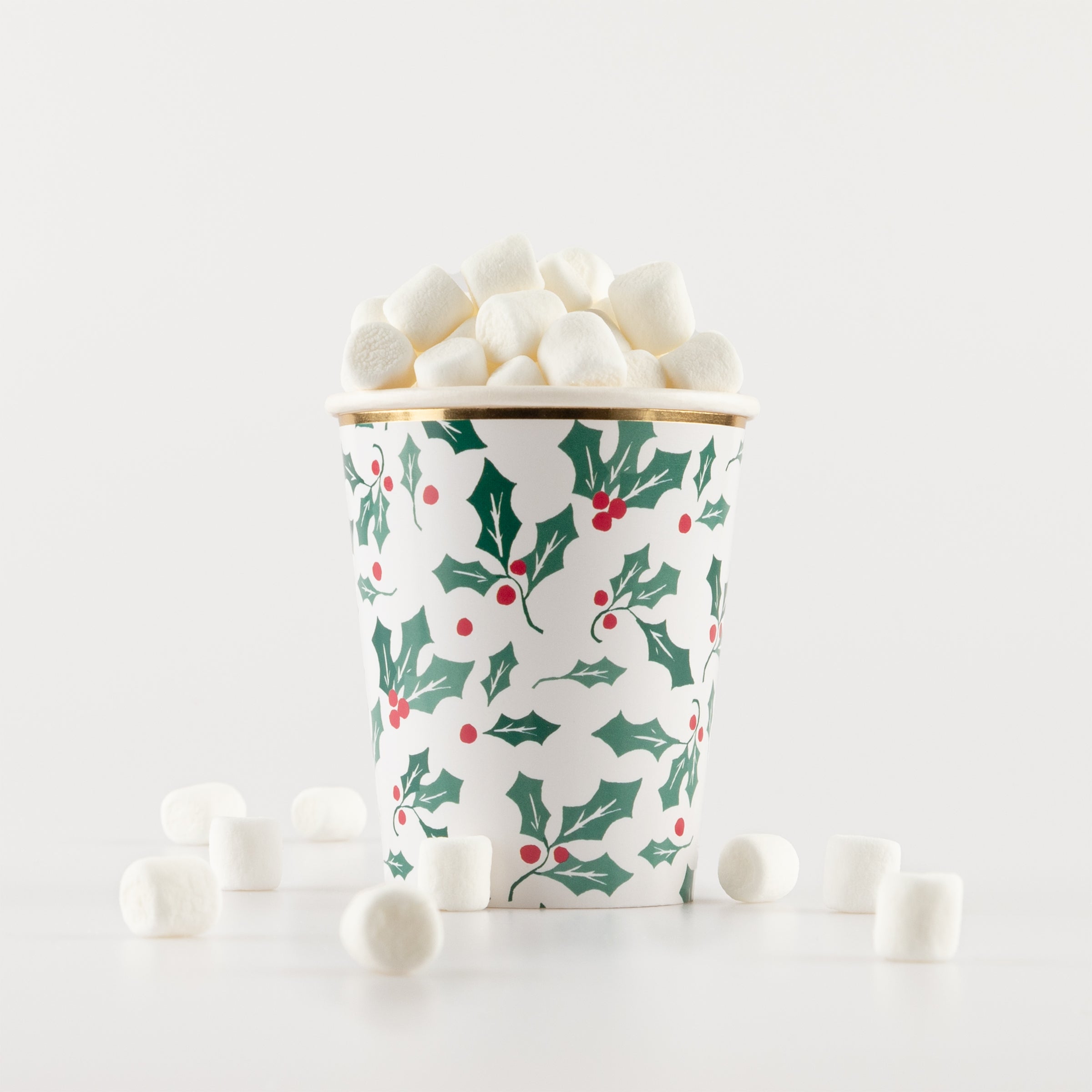 Holly Pattern Cups(8 Pack)
