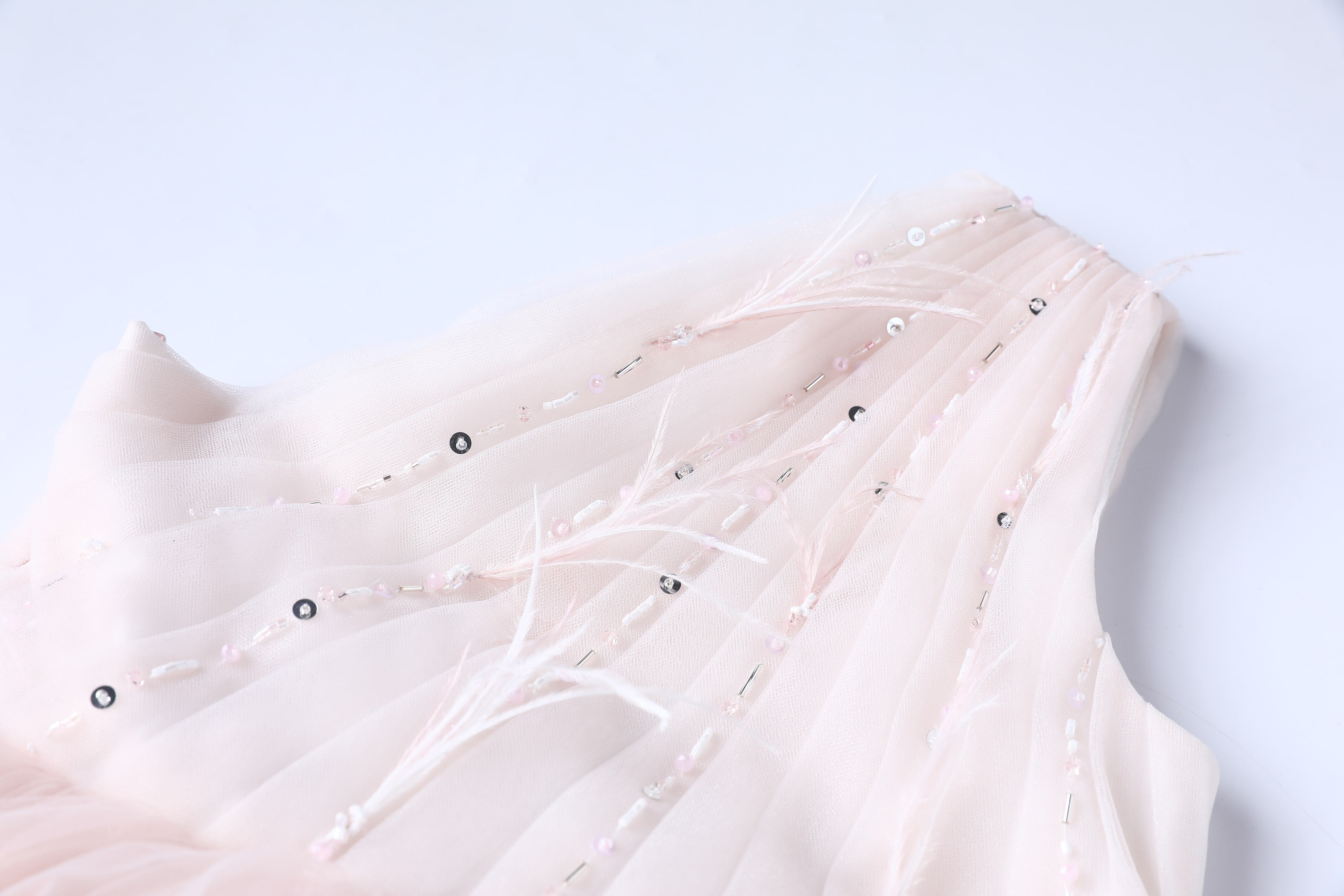 女童粉色斜肩羽毛渐变礼服裙