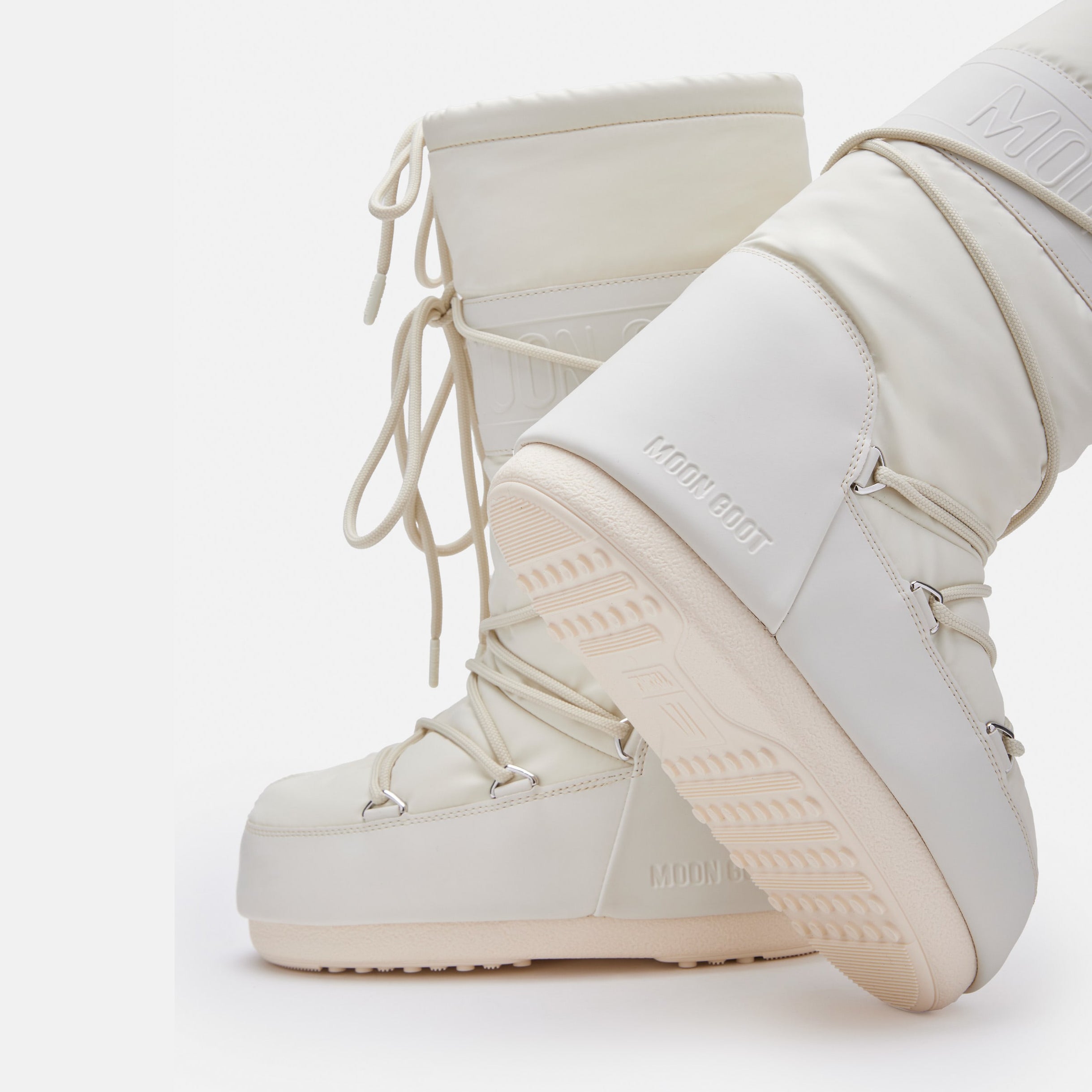Women Cream "ICON" Boots
