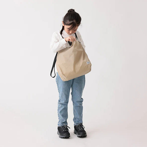 Beige Crossbody Bag(宽44x高34x深13cm)