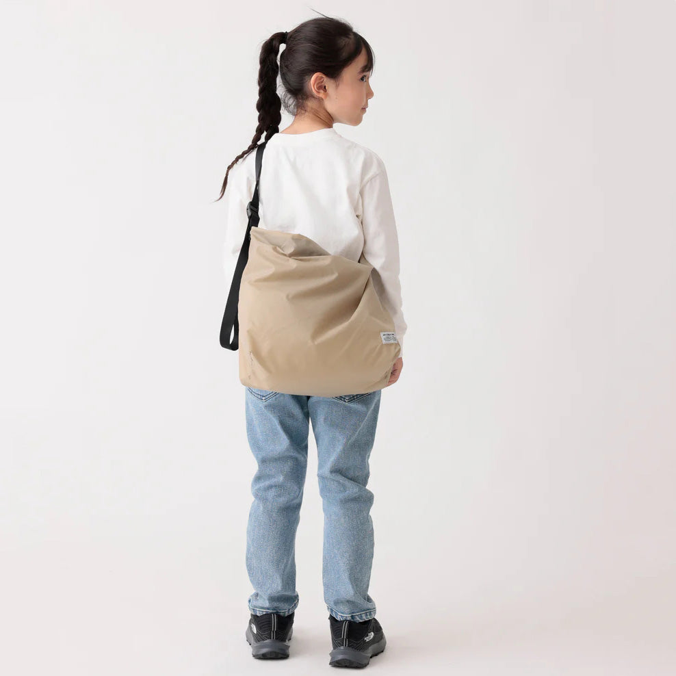 Beige Crossbody Bag(宽44x高34x深13cm)