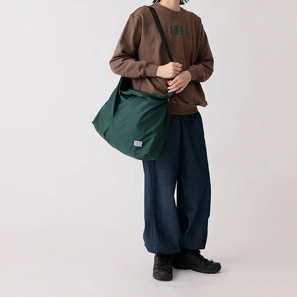 Green Crossbody Bag(宽44x高34x深13cm)