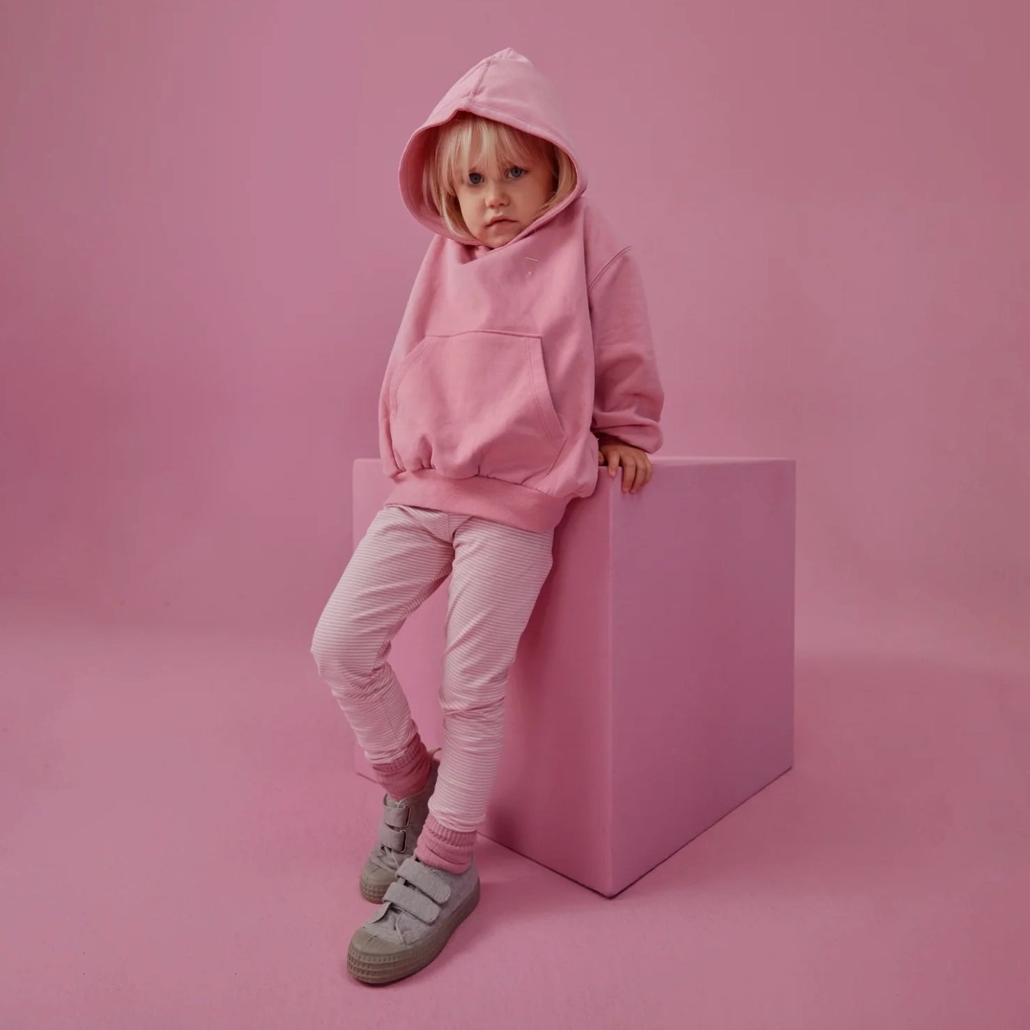Boys & Girls Pink Hooded Cotton Sweatshirt