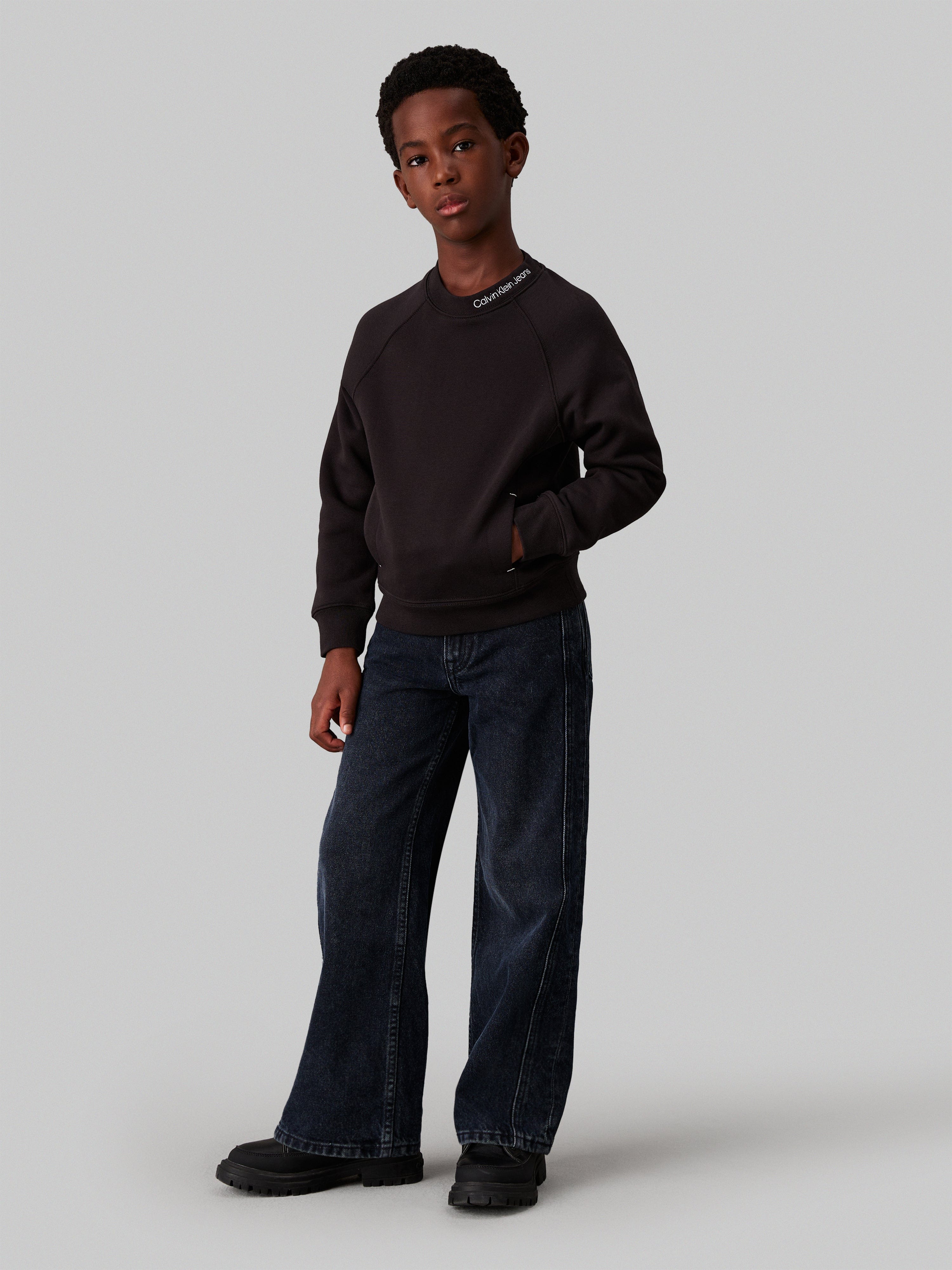 Boys Neck Embroidered Sweatshirt in Black