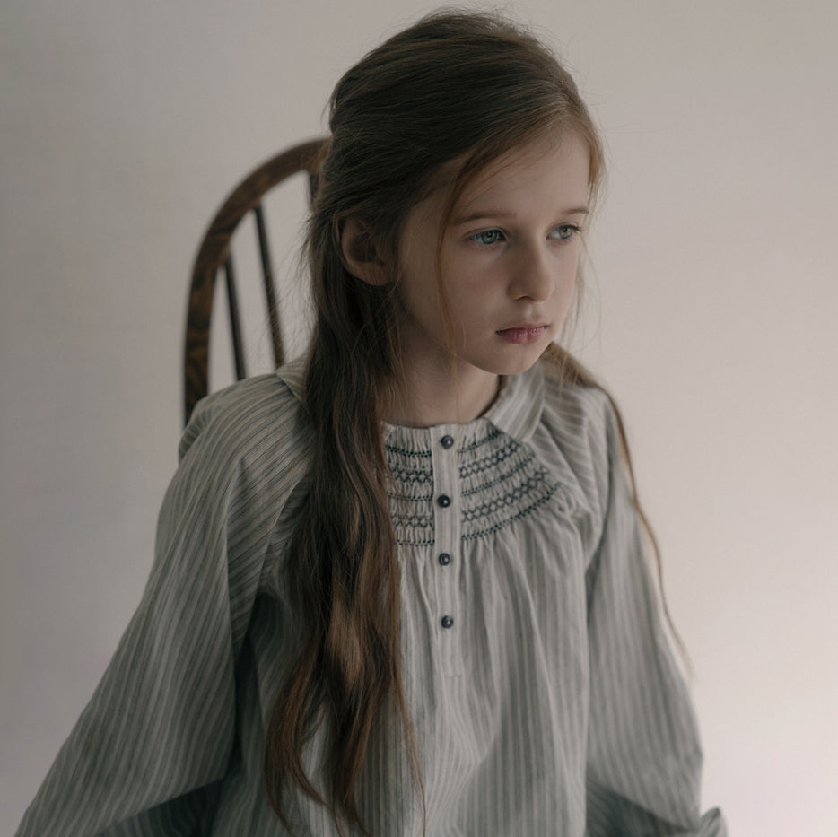 Chemisier en coton à rayures blanches pour fille
