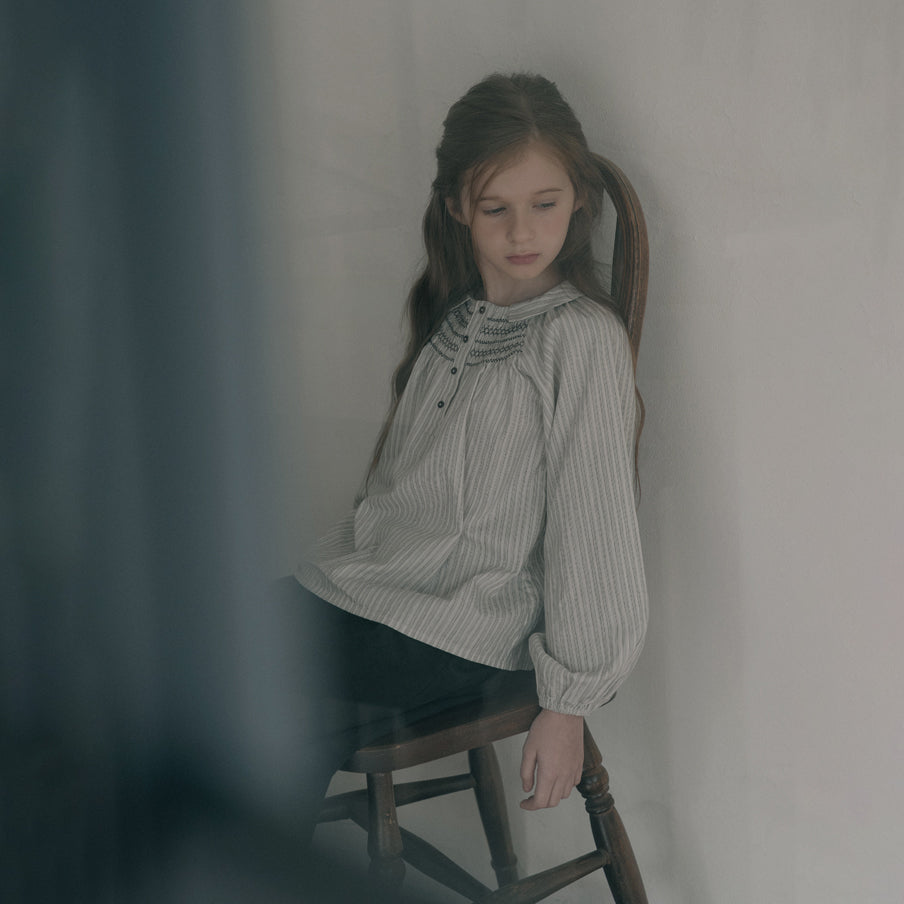 Chemisier en coton à rayures blanches pour fille