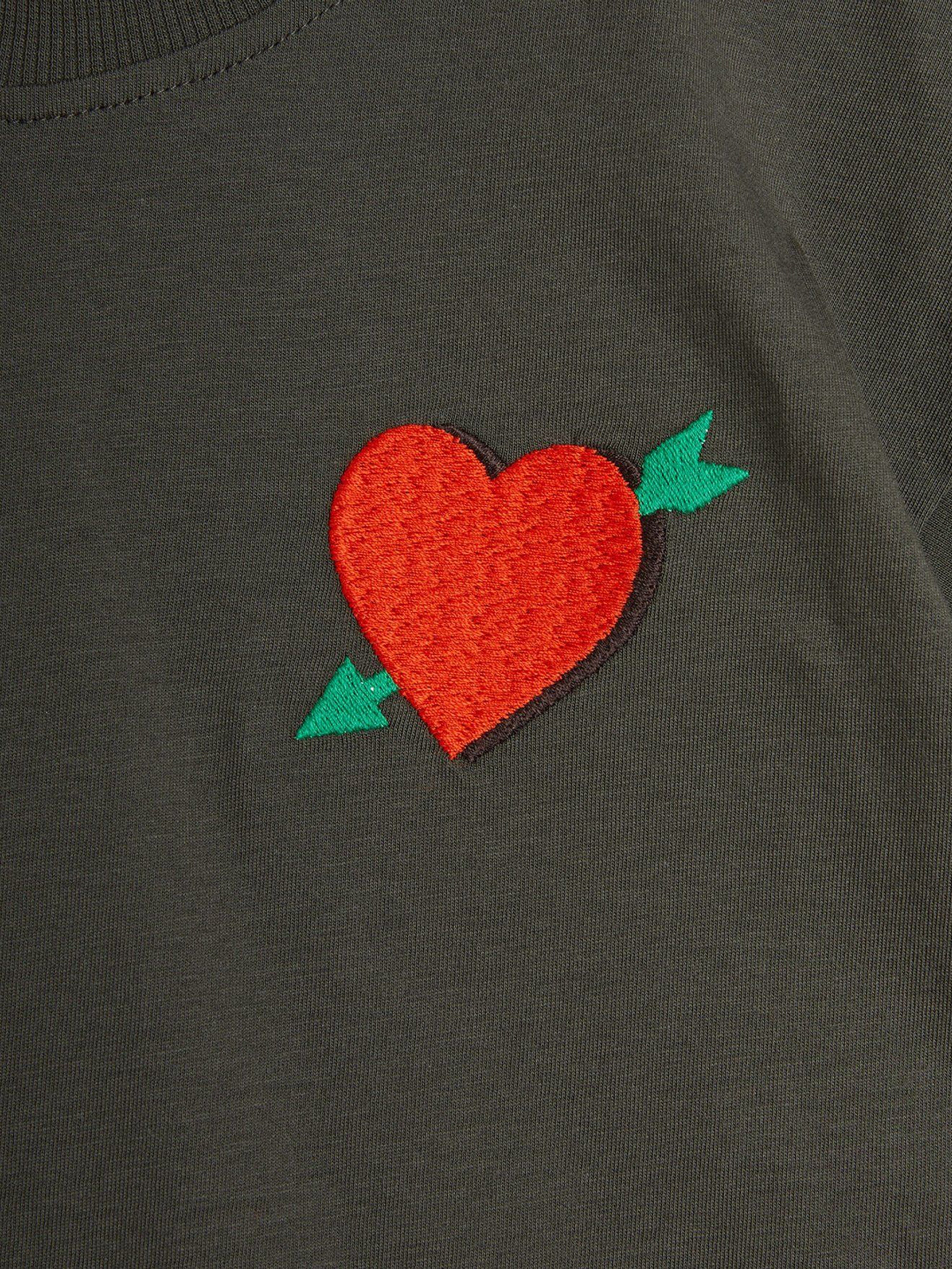 Girls Arrowed Heart Embroidered T-Shirt in Black
