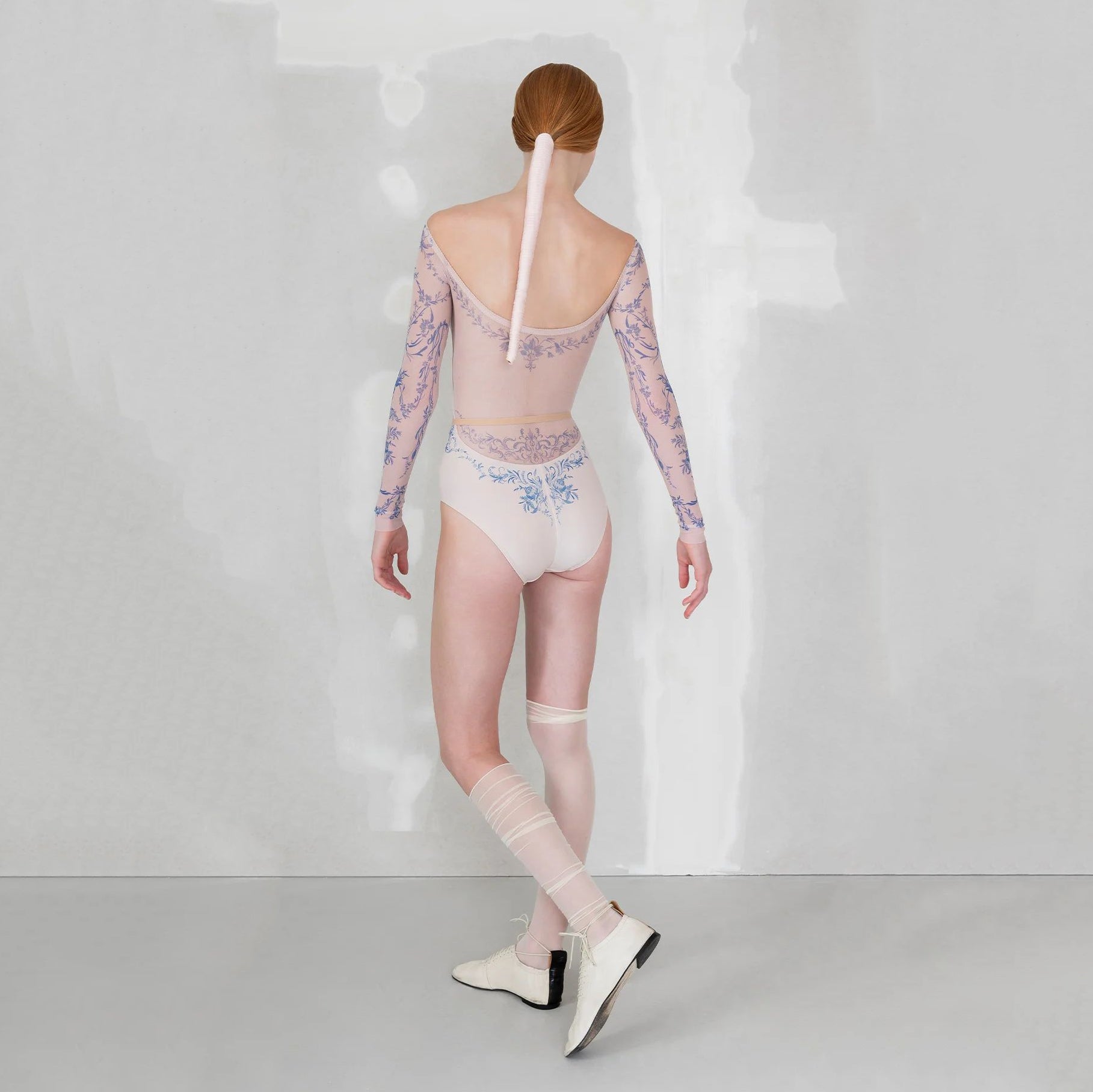 Women Pearl Blush "PORCELAIN SKIN" Long Sleeves Ballet Onesies(252LE26VC/pearl blush/cobalt blue)