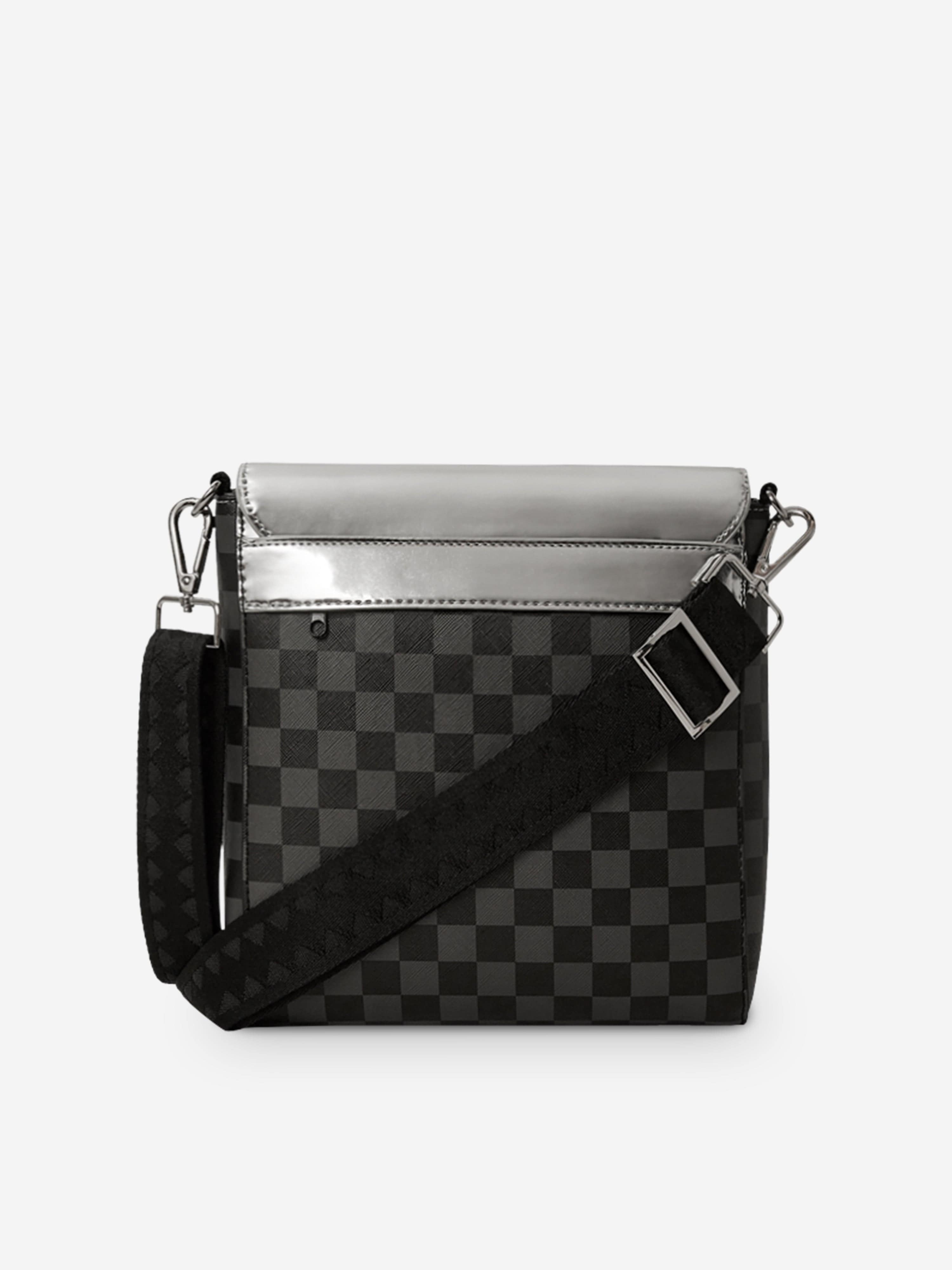 Sprayground Kids Metallic Drips Messenger Bag in Black (25.5cm) Sprayground Kids Metallic Drips Messenger Bag in Black (25.5cm)