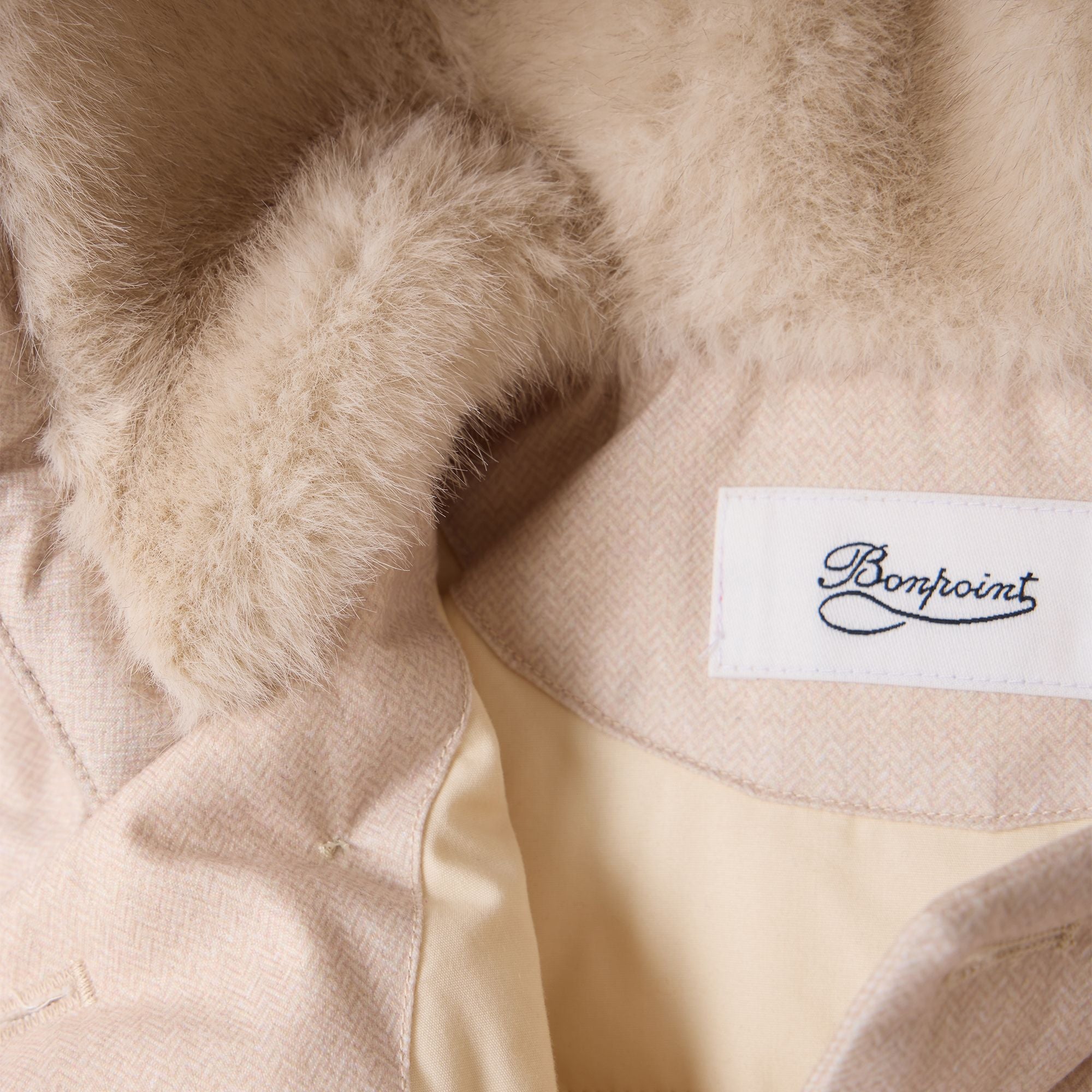 Doudoune matelassée à capuche beige pour bébé fille