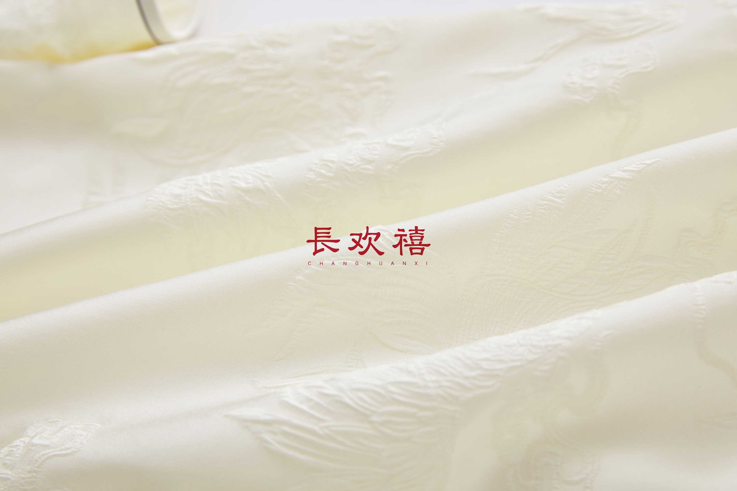 女童白色"大鱼海棠”中式旗袍
