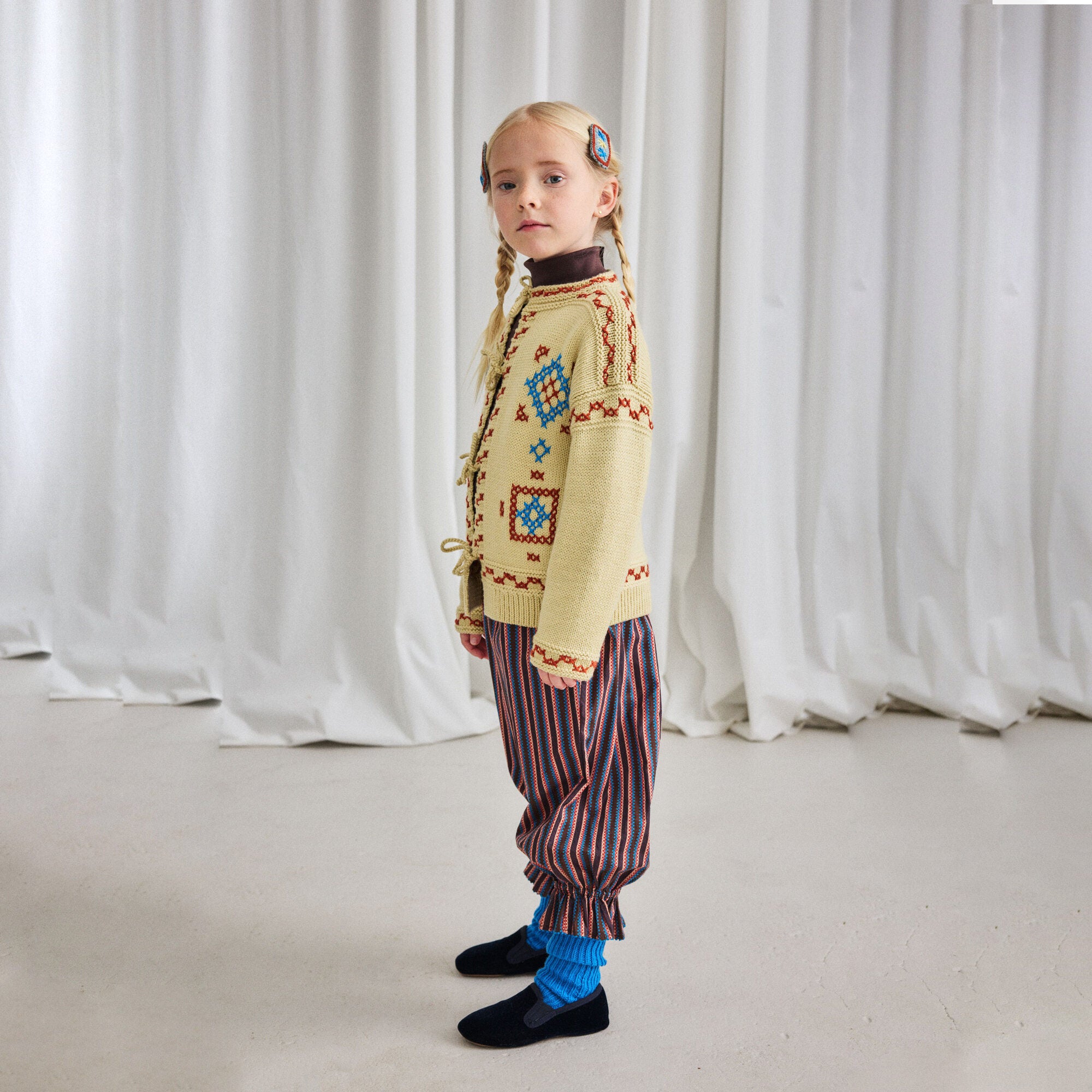 Boys & Girls Light Yellow Embroidered Wool Cardigan
