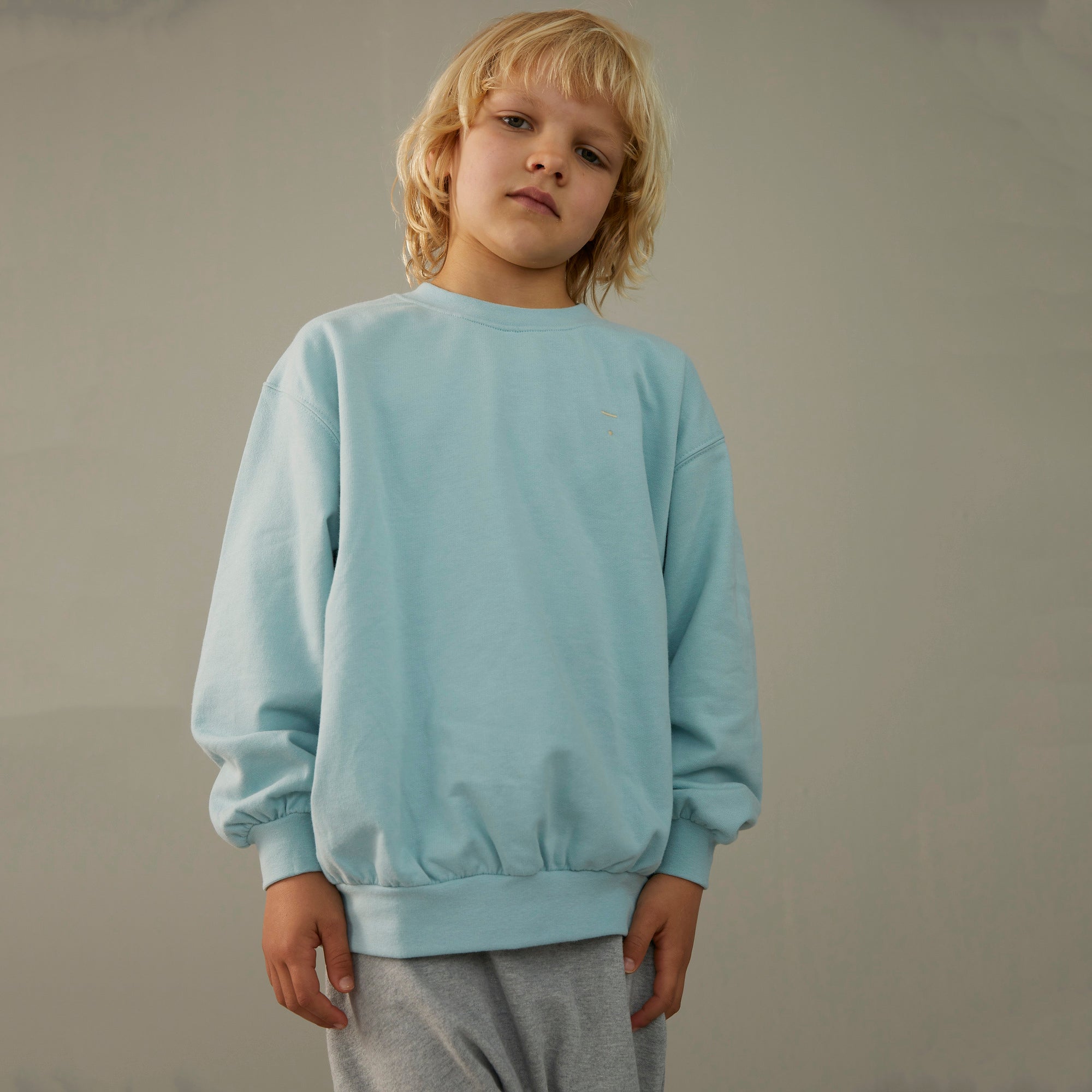 Boys & Girls Sky Blue Cotton Sweatshirt