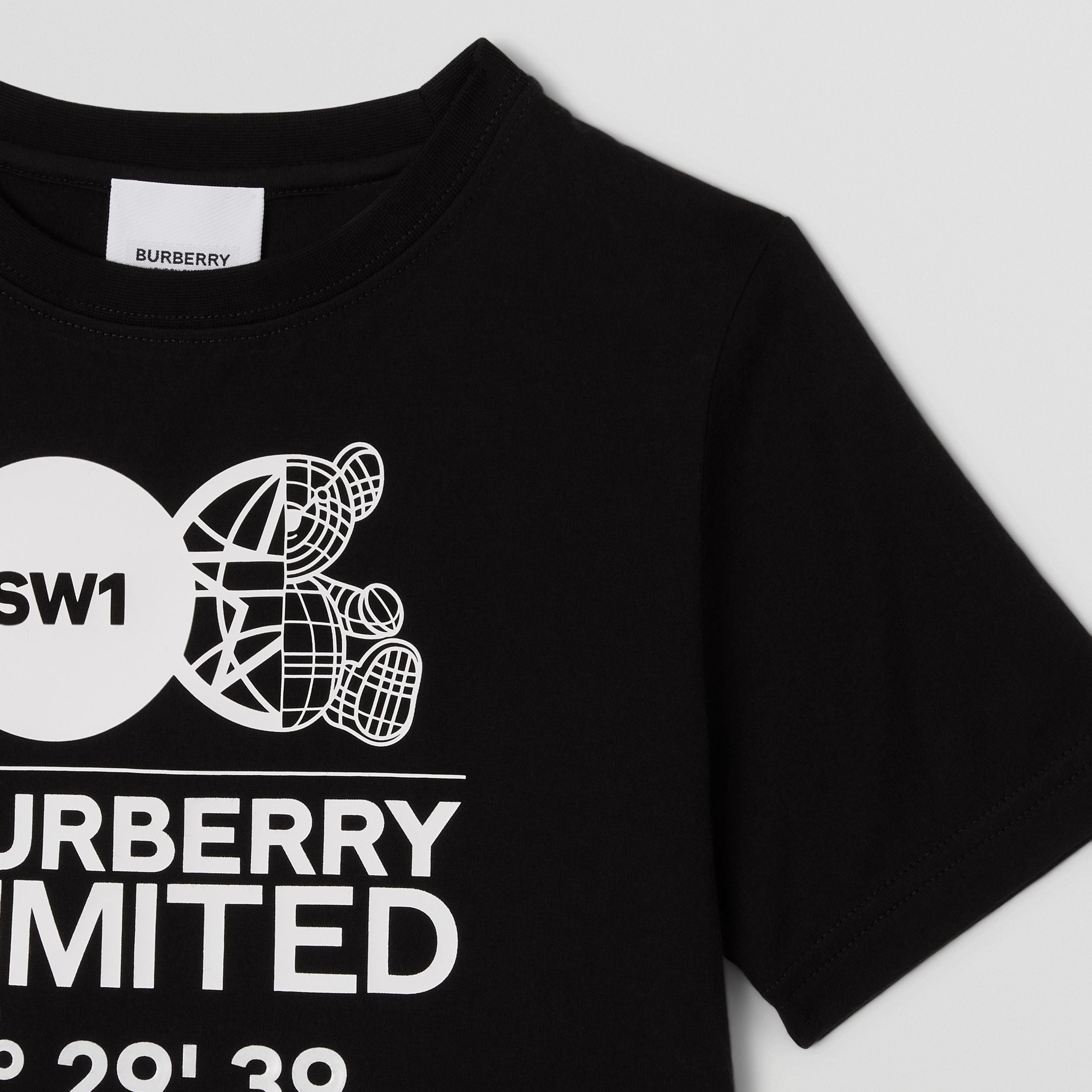 Boys & Girls Black Printed Cotton T-Shirt