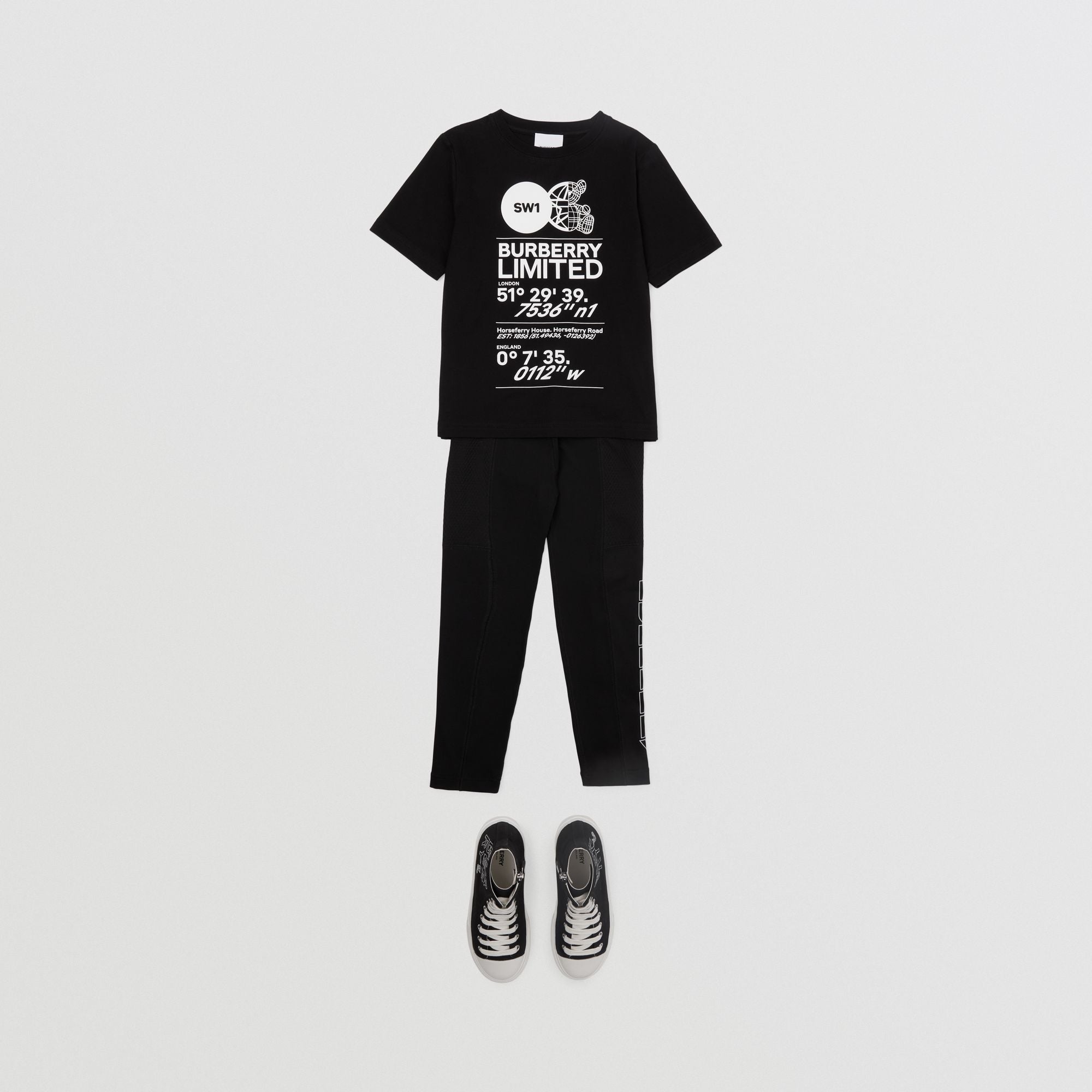 Boys & Girls Black Printed Cotton T-Shirt