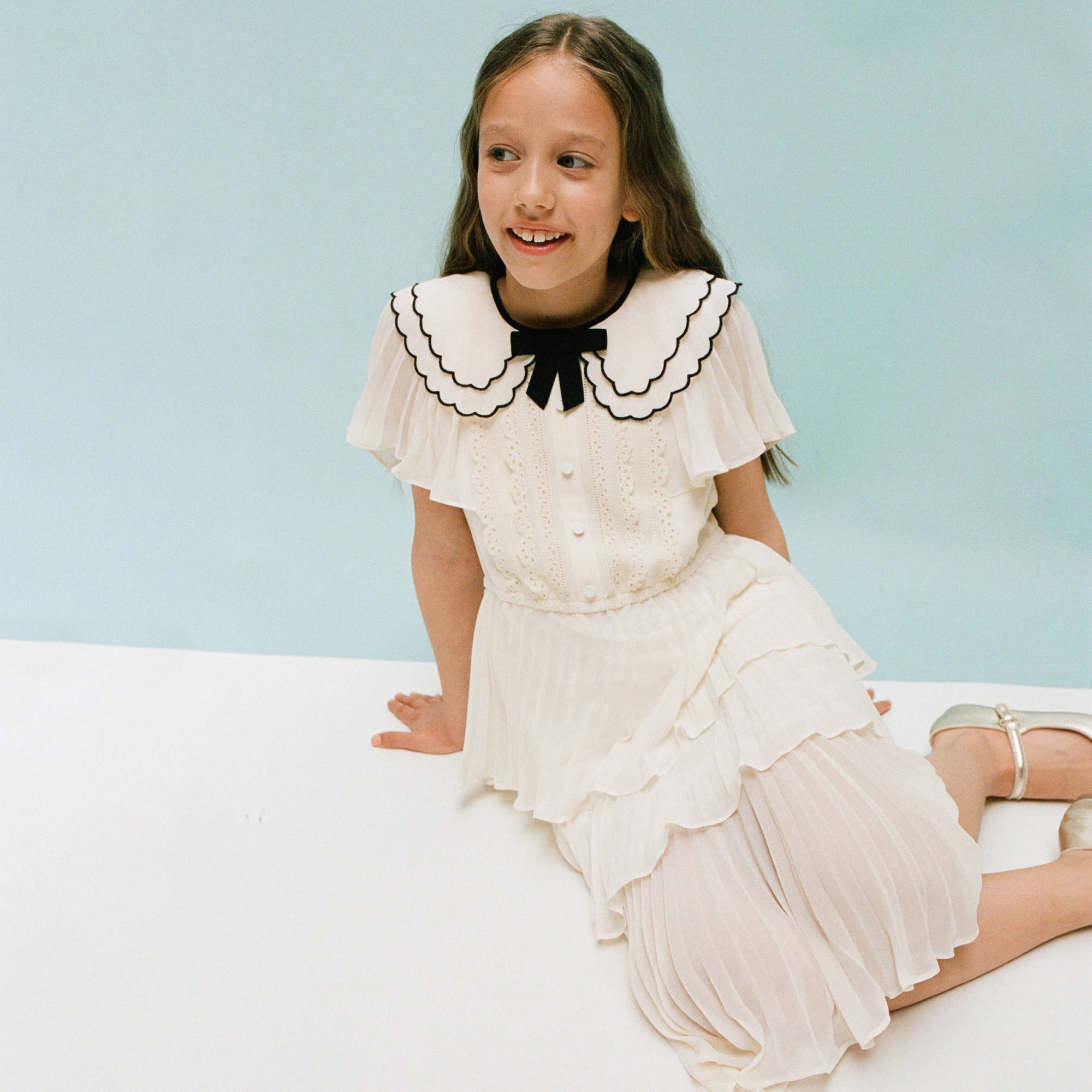 Girls Ivory Scallop Collar Chiffon Dress