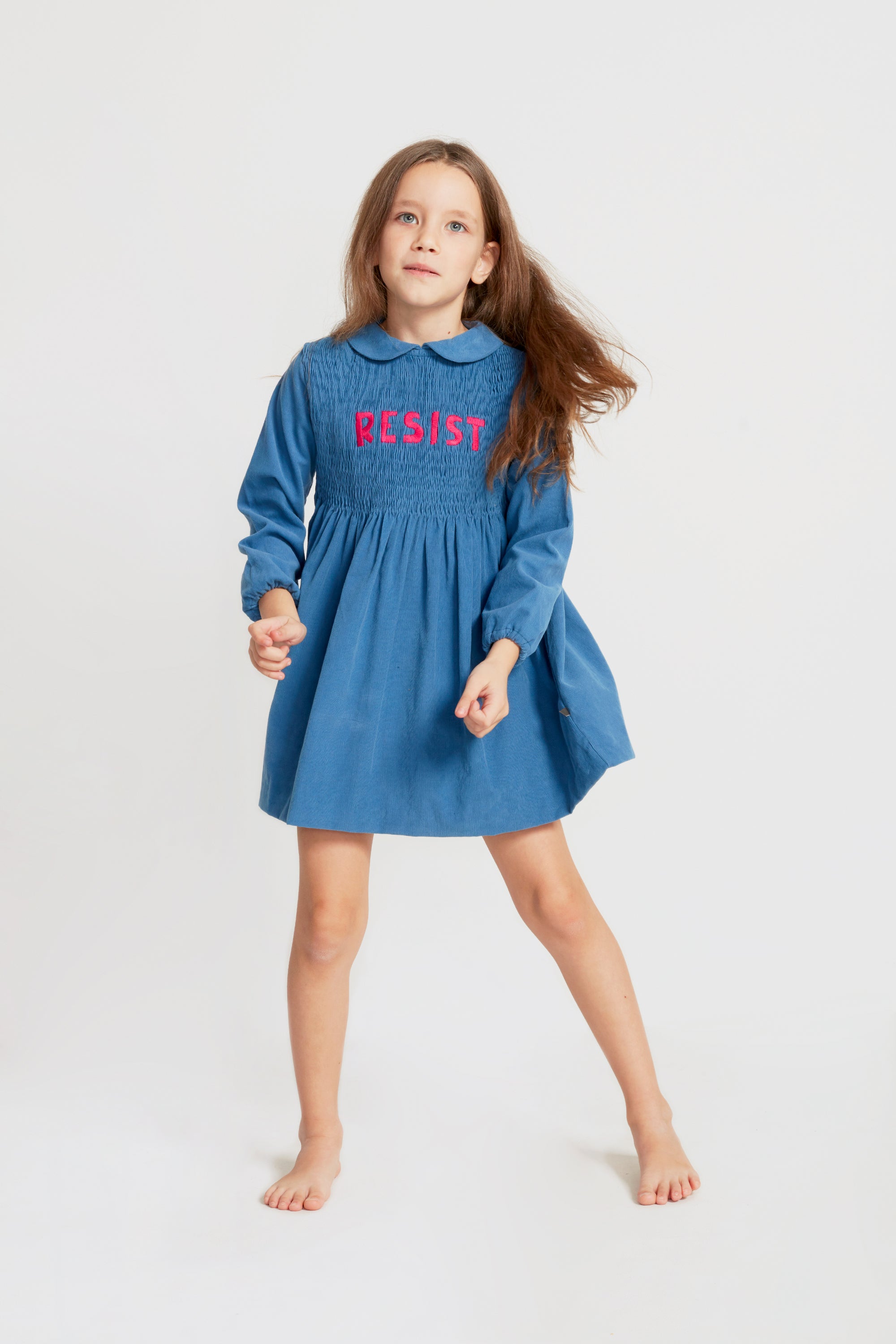 Robe bleu nuit à col claudine pour bébé fille