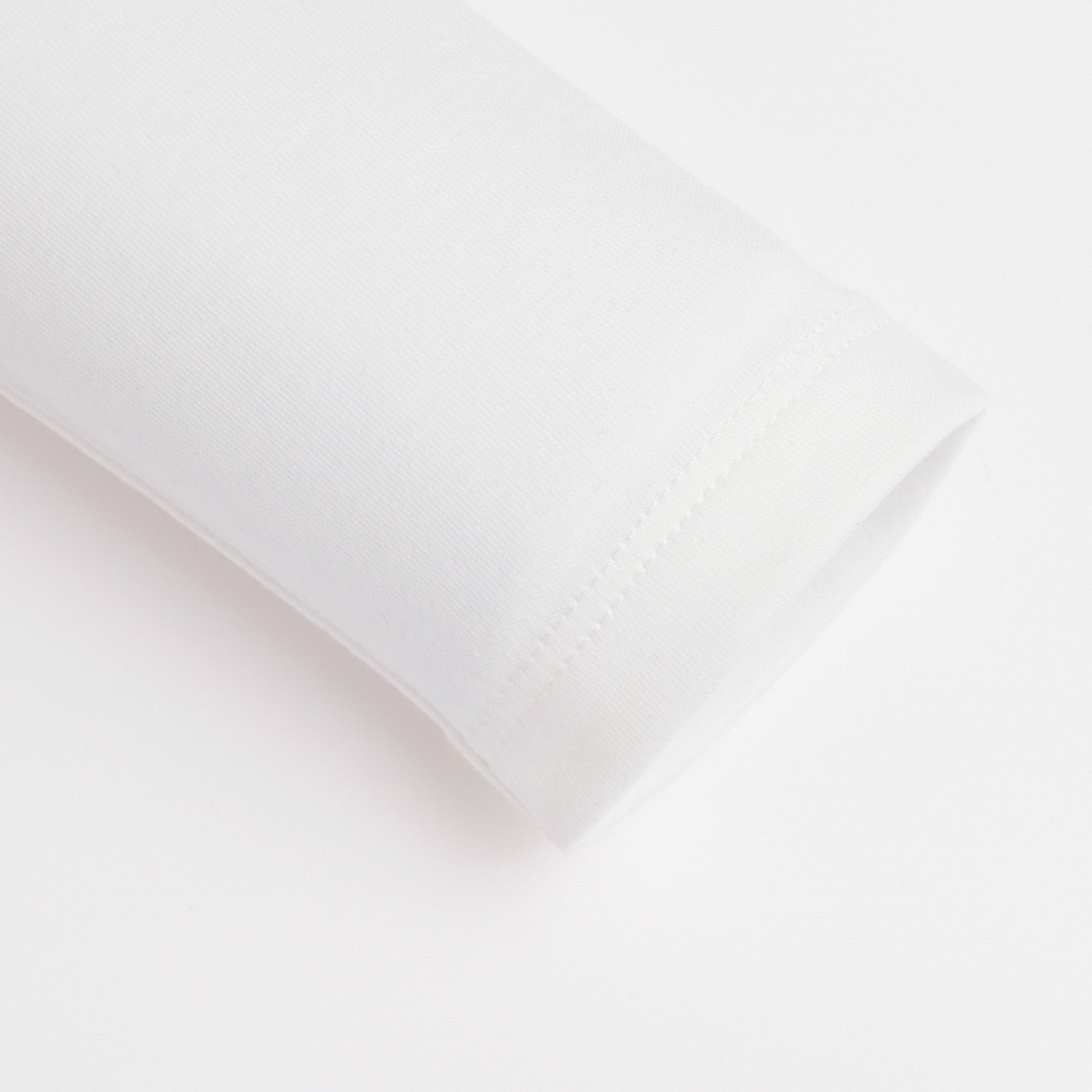 Baby Boys & Girls White Printed Cotton T-Shirt