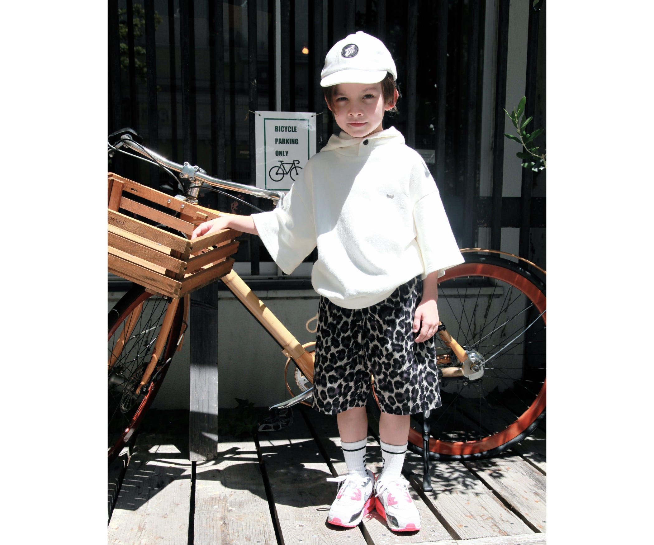 Boy & Girls White Hooded Sweatshirts