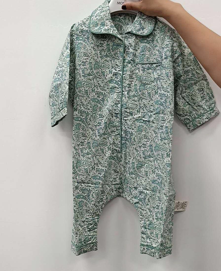 Baby Green Paisley Print Cotton Babysiut
