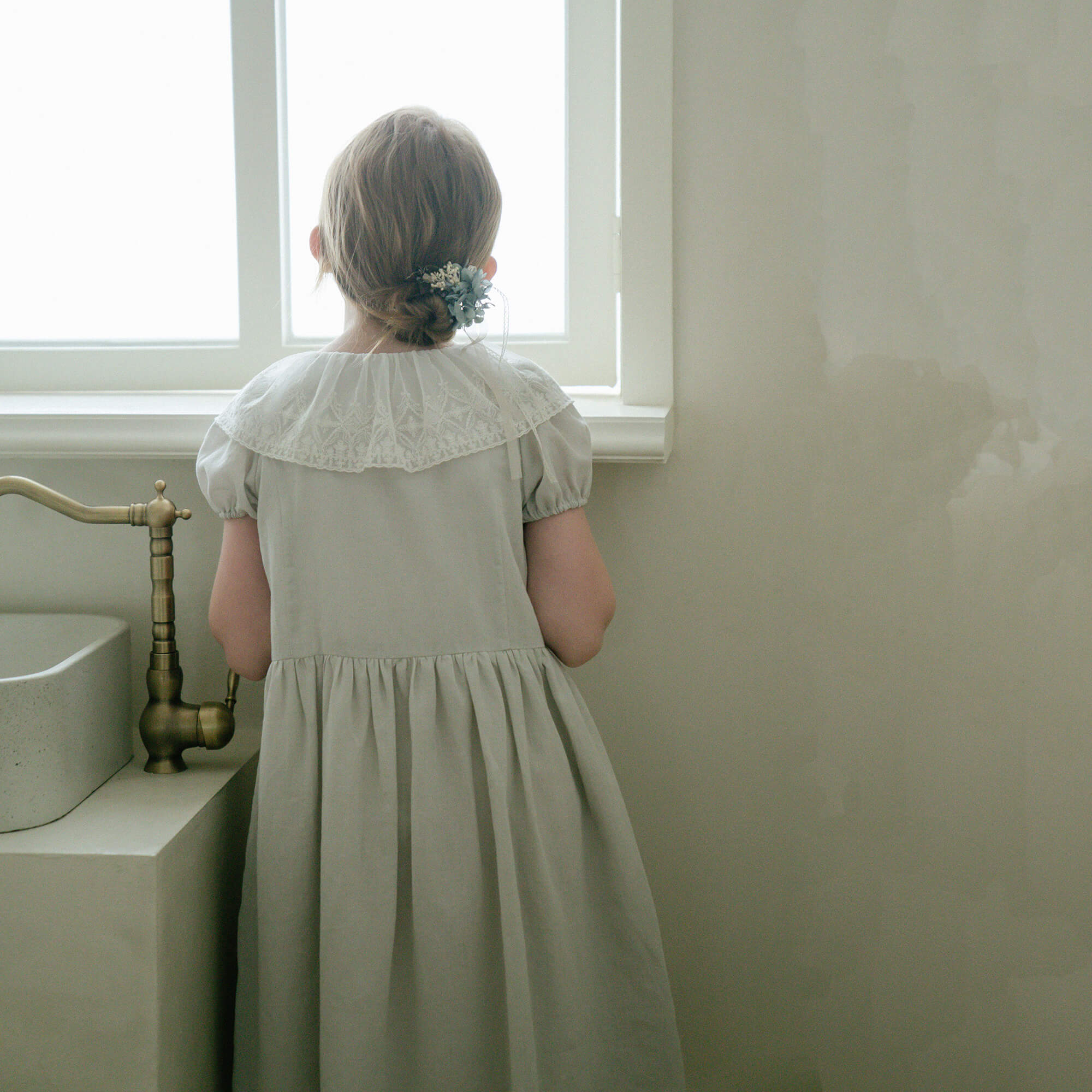 Girls Pale Mint Lace Collar Cotton Dress