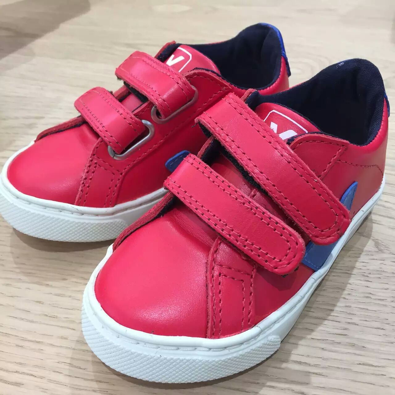 Boys&Girls Red Leather Velcro Shoes - CÉMAROSE | Children's Fashion Store