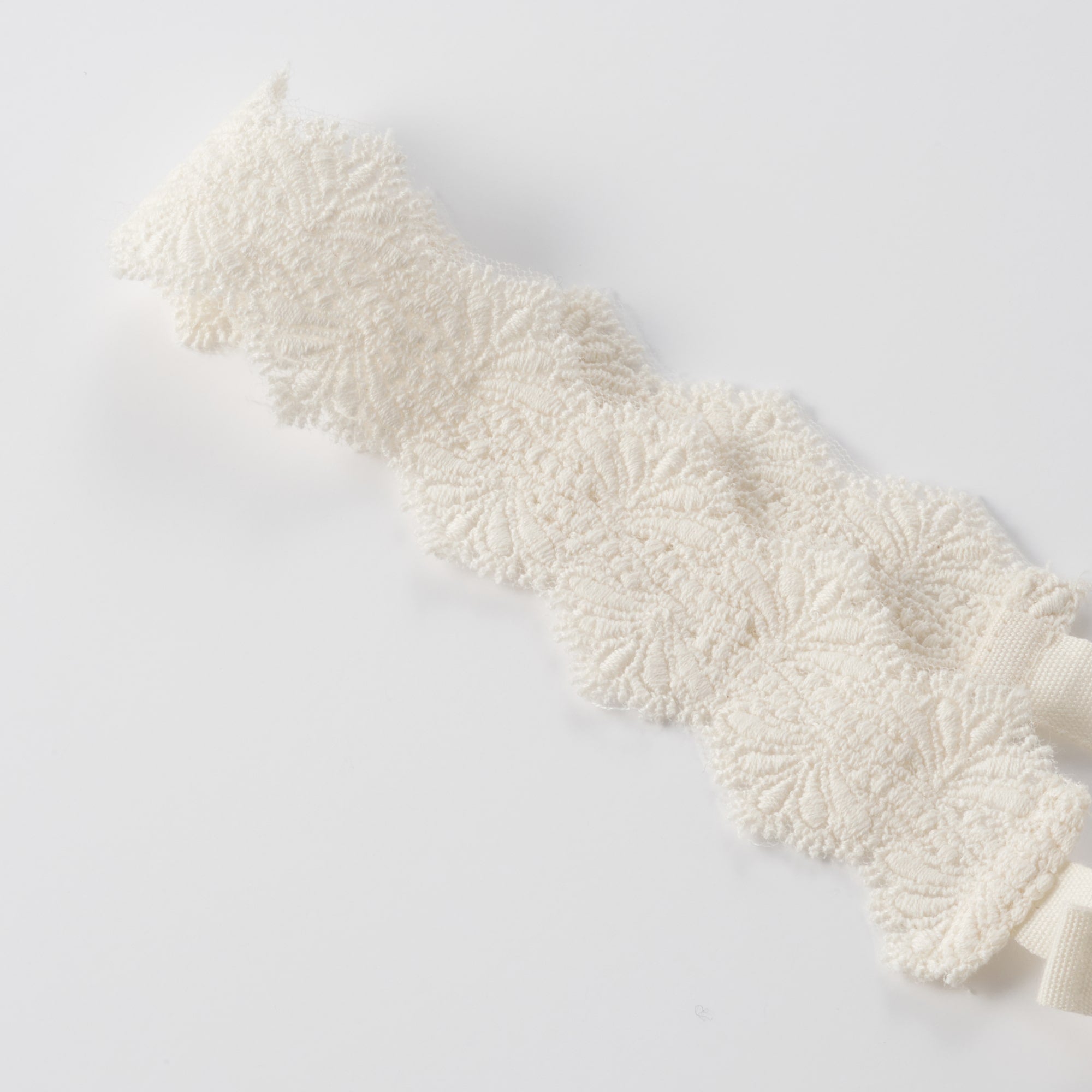 Girls White Knit Hairband