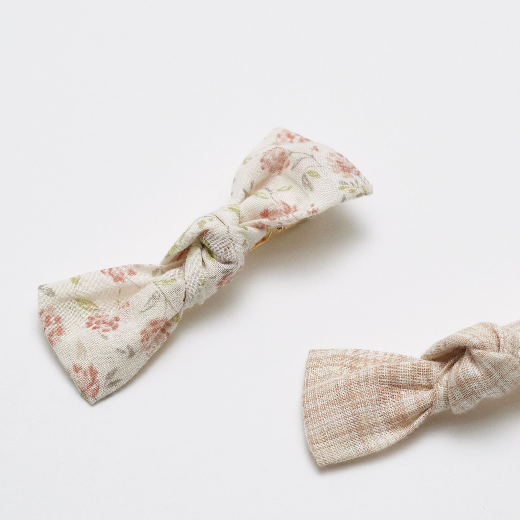 Girls Pink Floral Hair Clips