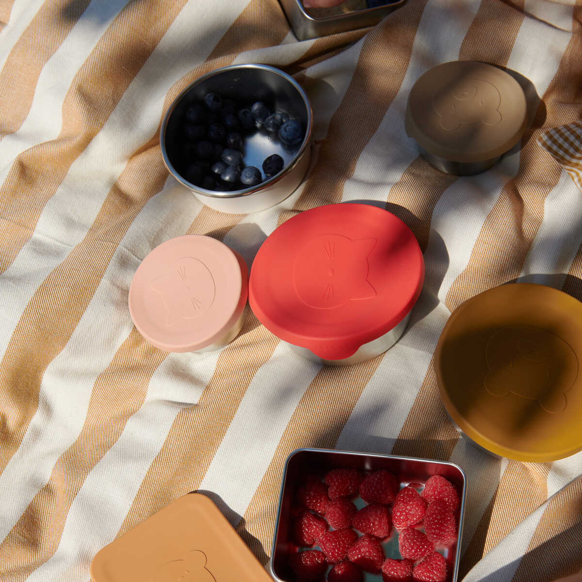 Boys & Girls Red & Pink Lunch Box(2 Pack)