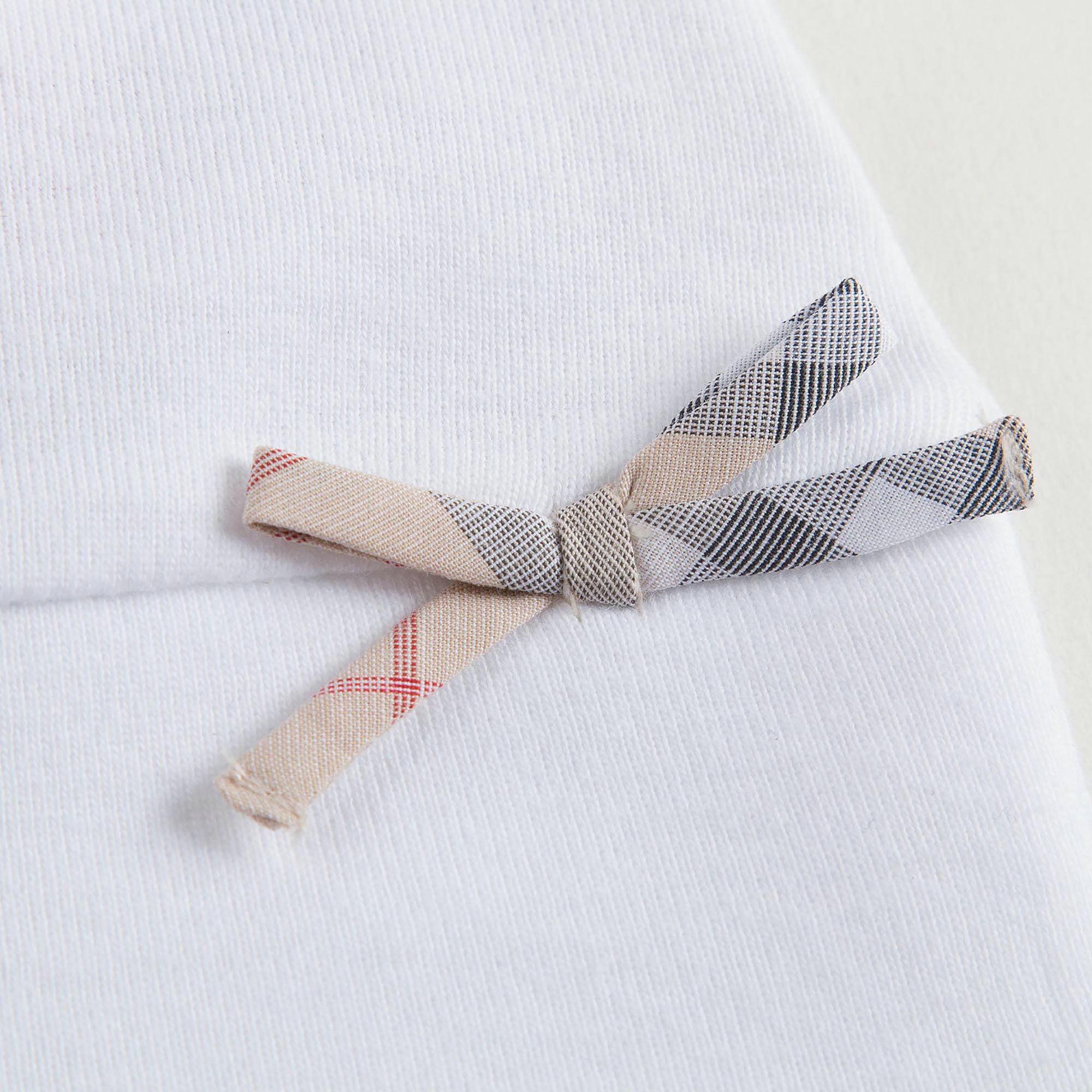 Baby White Check Cotton Three-piece Gift Set