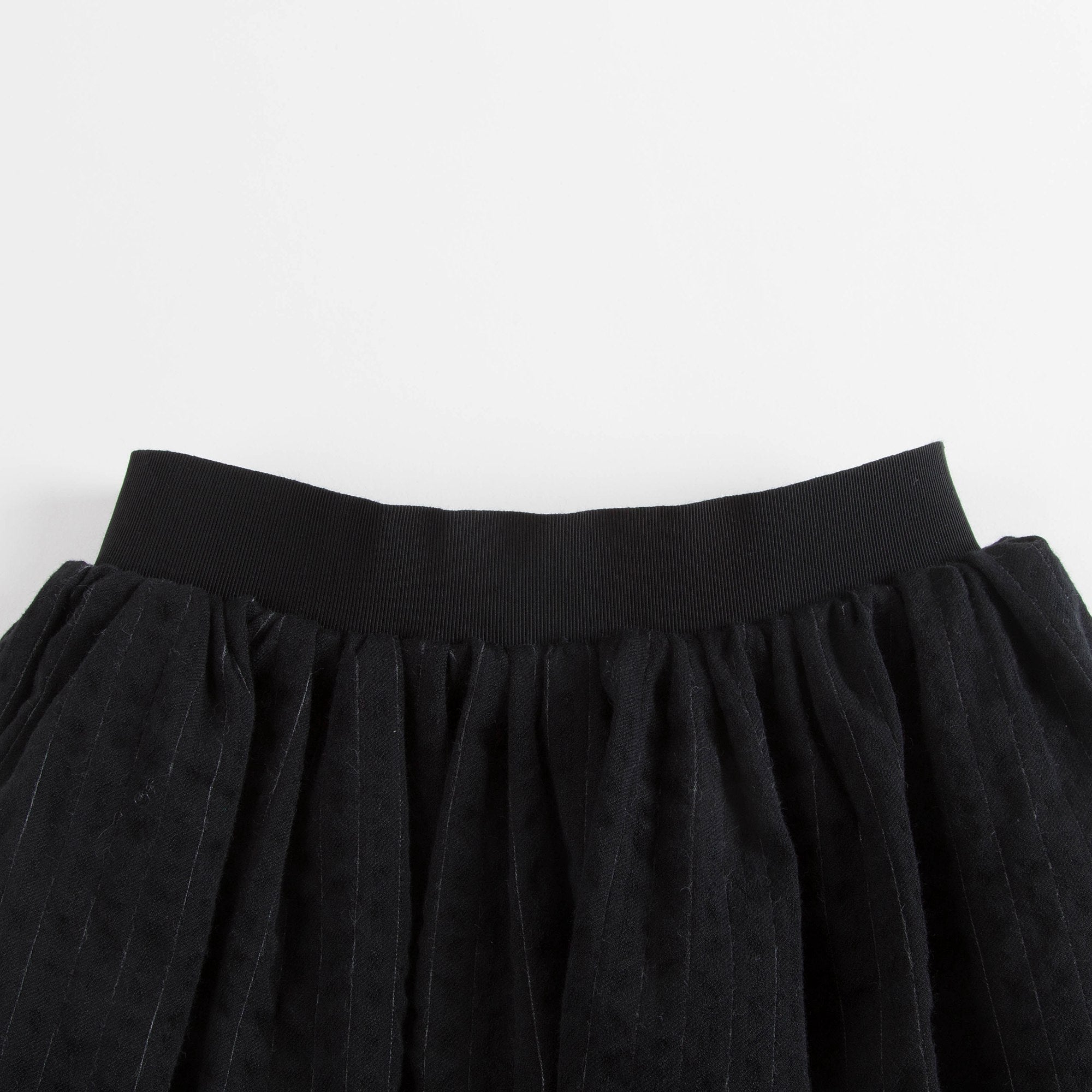 Girls Black Waved Skirt